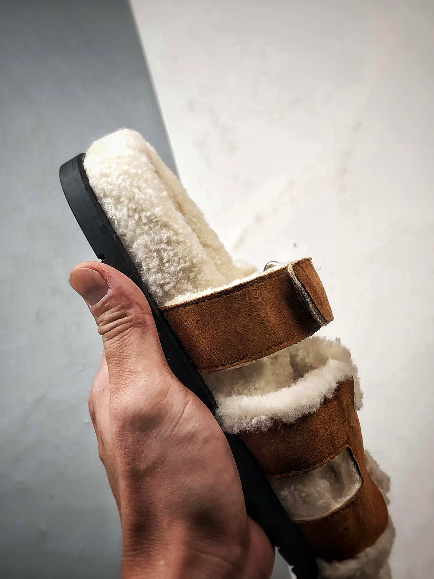 200 Hermes/爱马仕 经典二舅羊毛拖 棕色