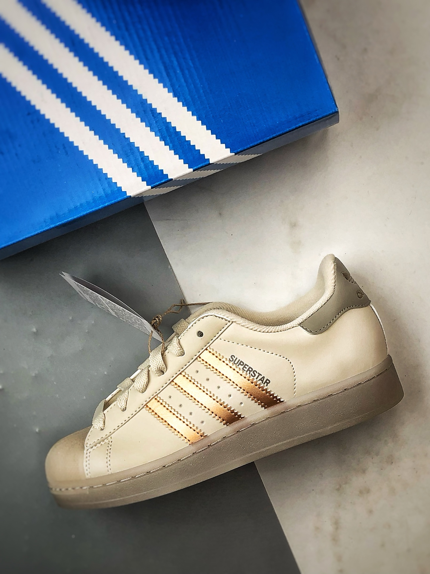 170 AD Originals Super 2 奶杏色贝壳头 JR7355