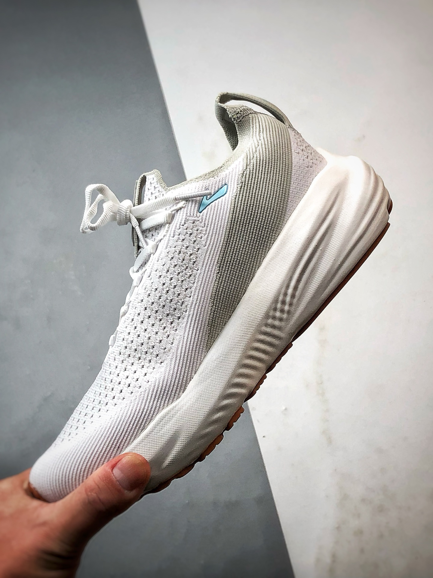 200 Brooks/布鲁克斯 Glycerin StealthFit 22 白灰 甘油22代缓震马拉松氮气慢跑鞋