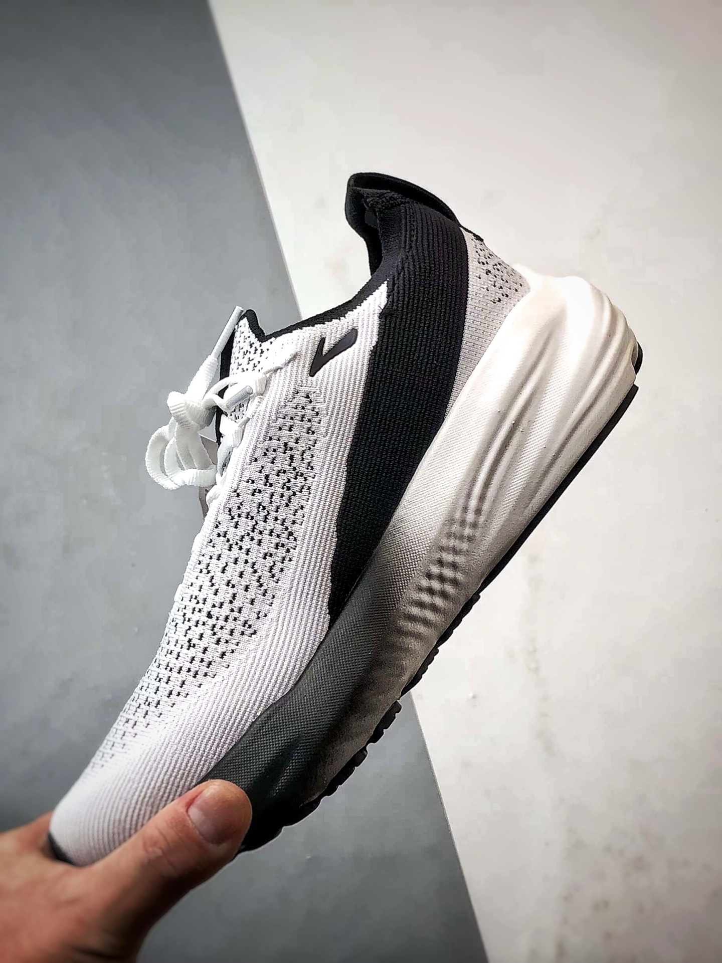 200 Brooks/布鲁克斯 Glycerin StealthFit 22 白黑 甘油22代缓震马拉松氮气慢跑鞋