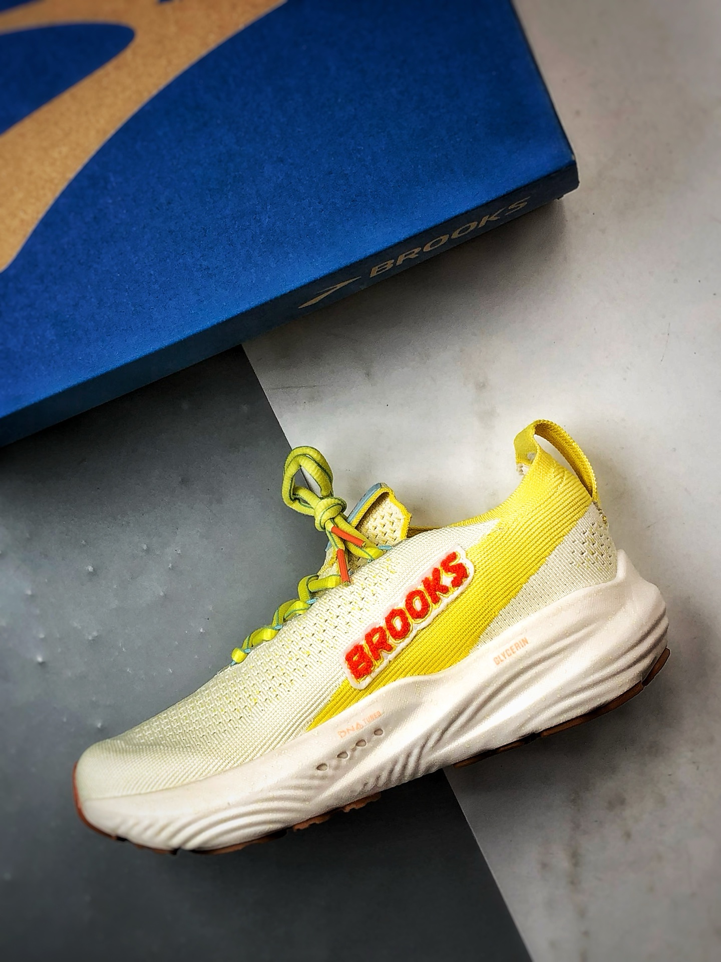 200 Brooks/布鲁克斯 Glycerin StealthFit 22 黄白 甘油22代缓震马拉松氮气慢跑鞋