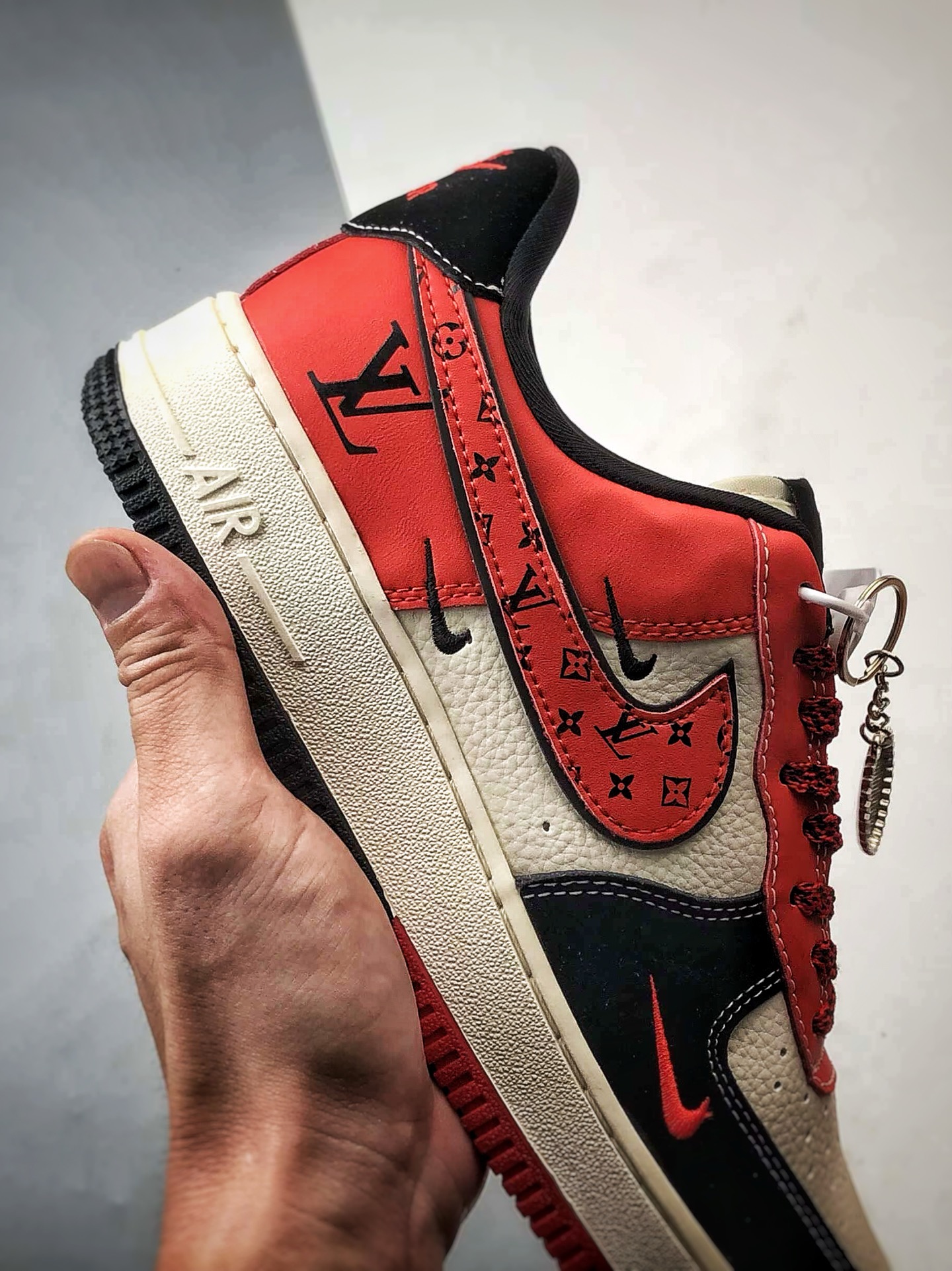 280 LV x Air Force 1 Low 米黑红 KJ1688-016