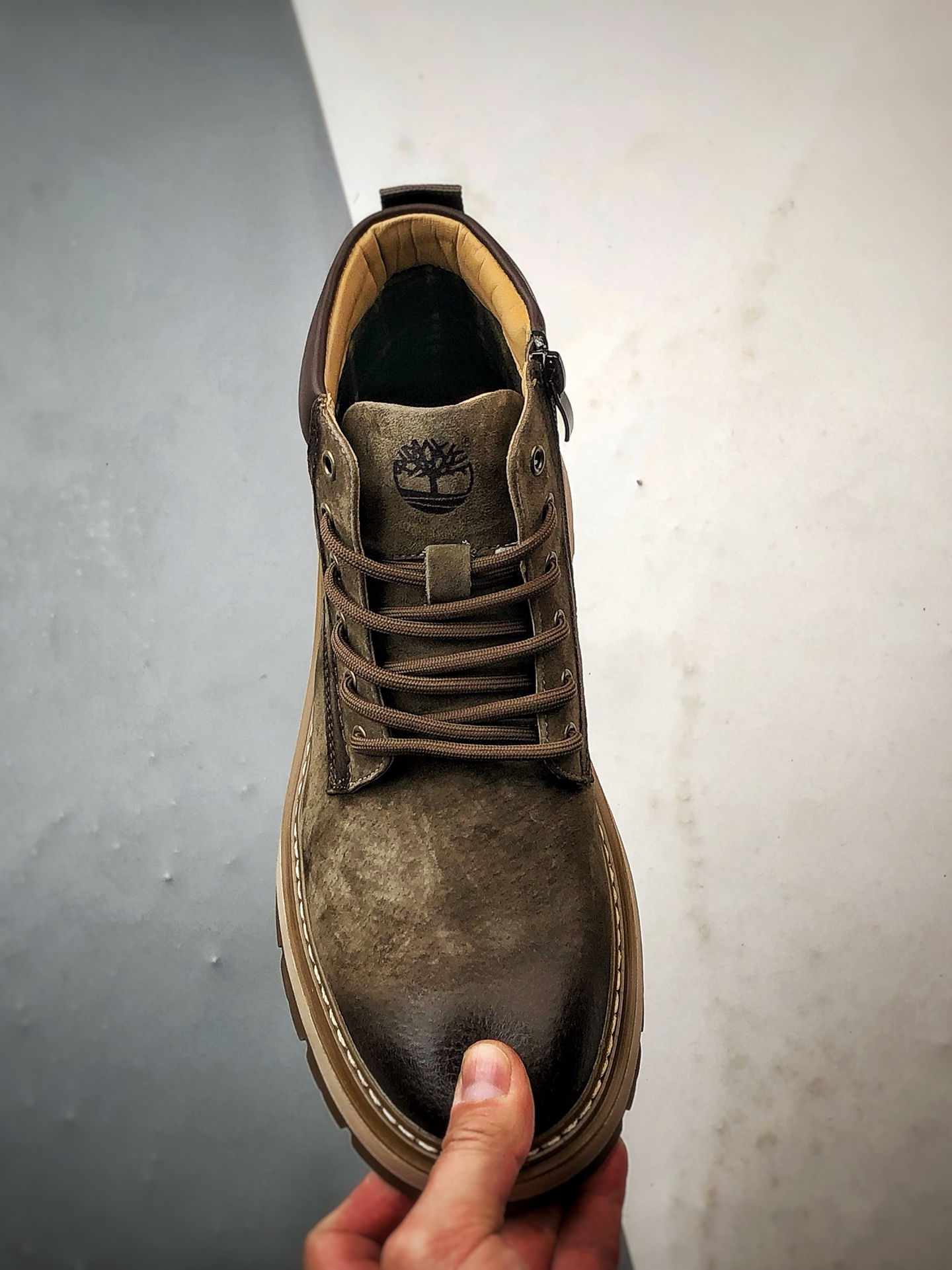 280 Timberland 添柏岚/天伯伦 户外高帮休闲大黄靴 TB10033