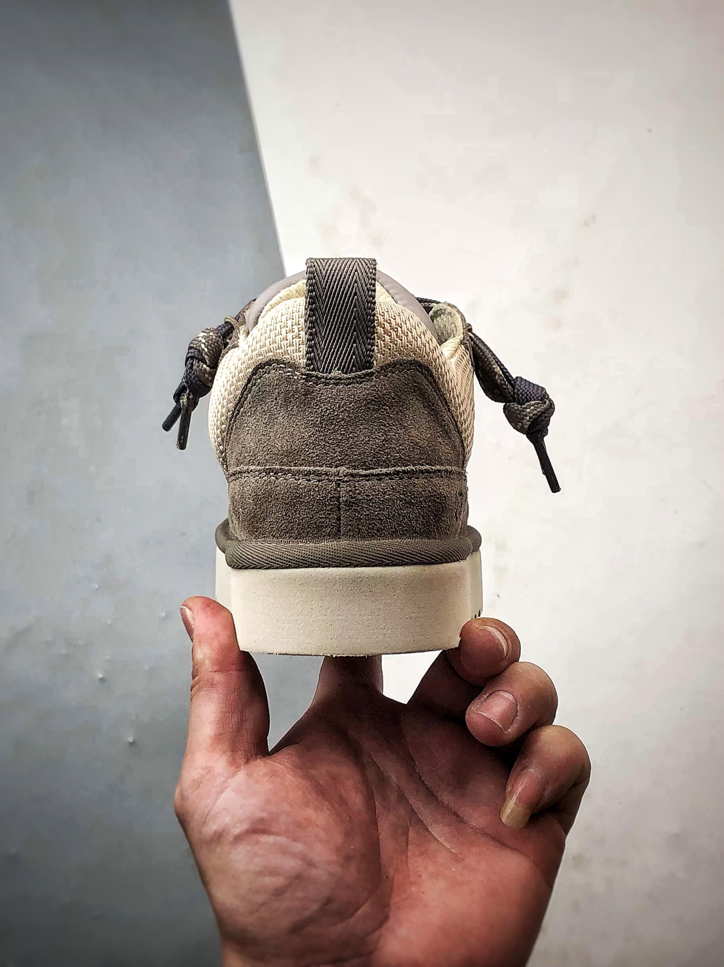 320 UGG Lowmel Lo 4032 梅尔系列 褐米 顶级莞产版 经典秋冬羊皮毛一体雪地靴