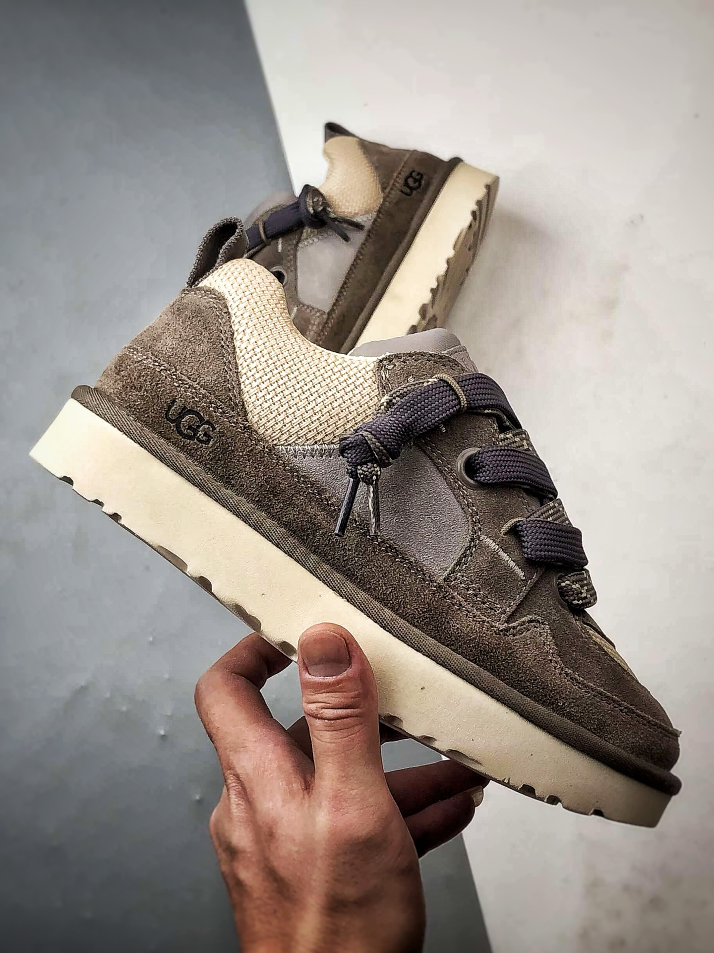 320 UGG Lowmel Lo 4032 梅尔系列 褐米 顶级莞产版 经典秋冬羊皮毛一体雪地靴