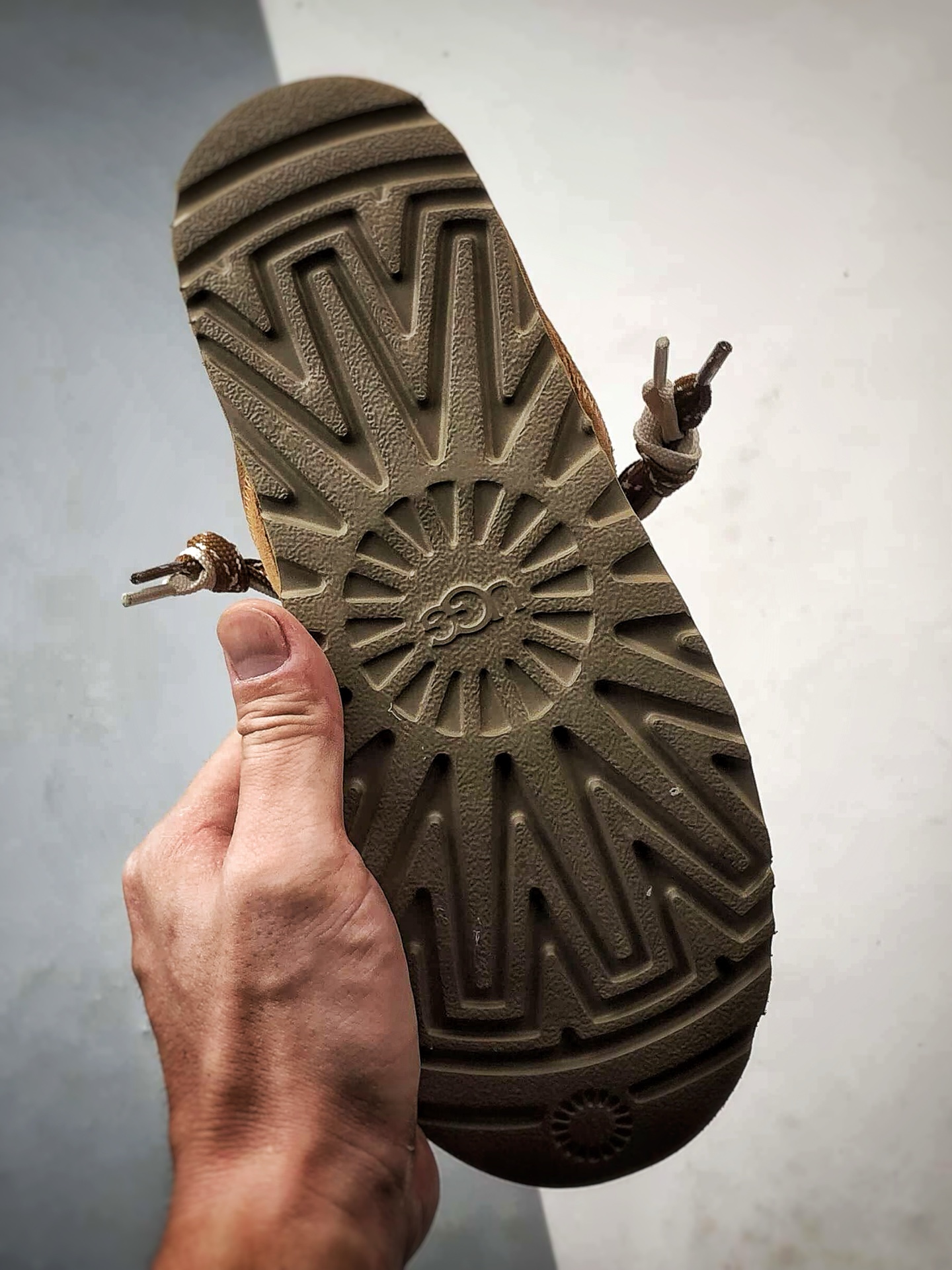 320 UGG Lowmel Lo 4032 梅尔系列 栗色 顶级莞产版 经典秋冬羊皮毛一体雪地靴