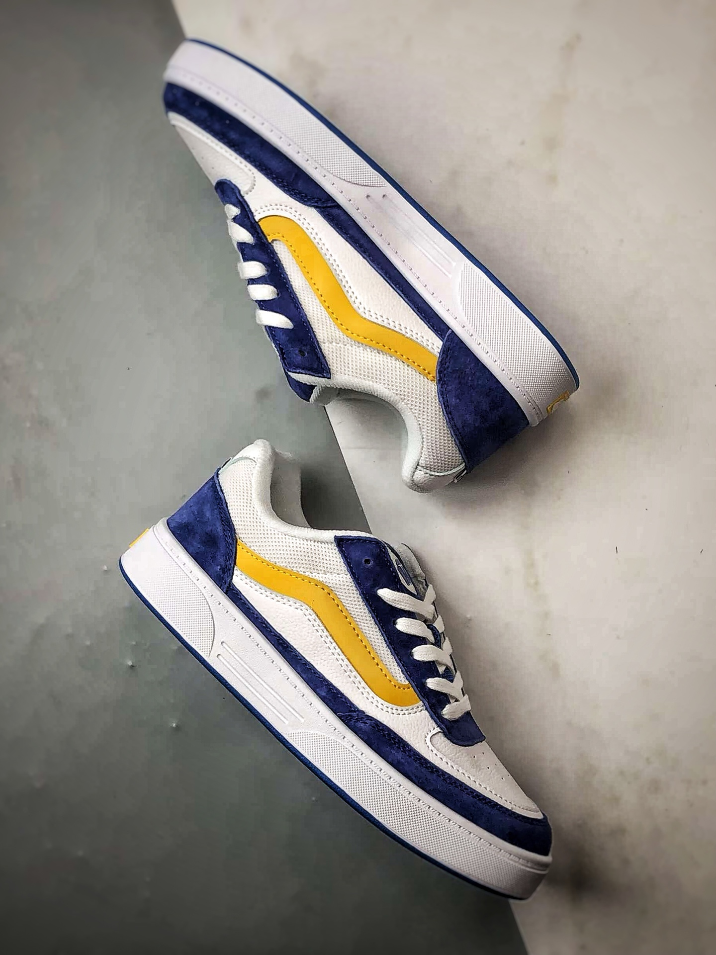 Vans Skate Estazzo 白蓝黄 新品 经典复古厚鞋舌面包鞋 VN000D45BYL