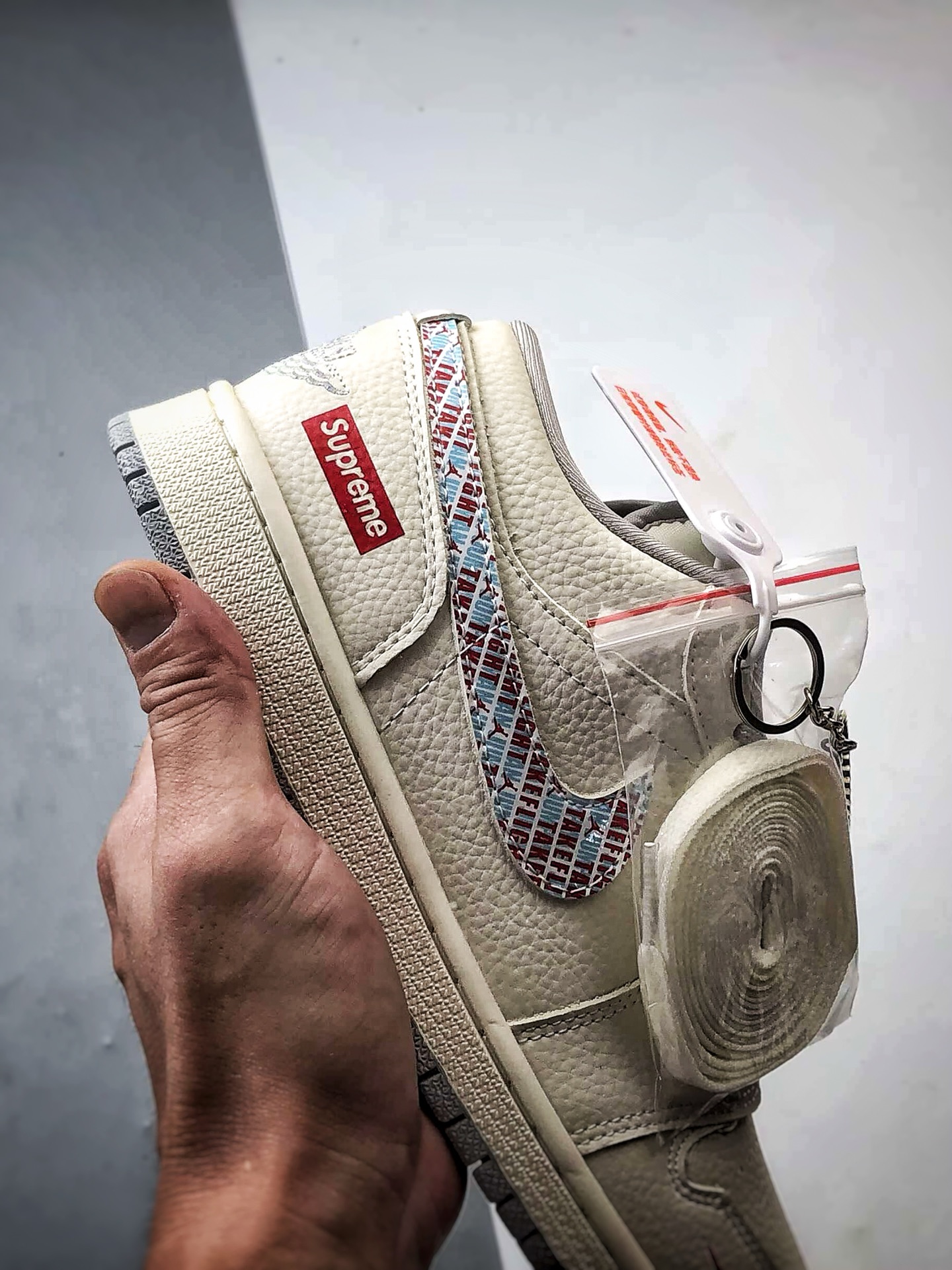 290 Air Jordan 1 Low ”高端定制” Sup米白红蓝迷彩钩 LR8888-014-Chinese UA Cheap High Quatity Brand Clothes Bags handbags Sneakers wholesale wholesaler seller from China Factory suppliers Fashion Clothing Shoes best Quality Beautiful Price 290 Air Jordan 1 Low ”高端定制” Sup米白红蓝迷彩钩 LR8888-014