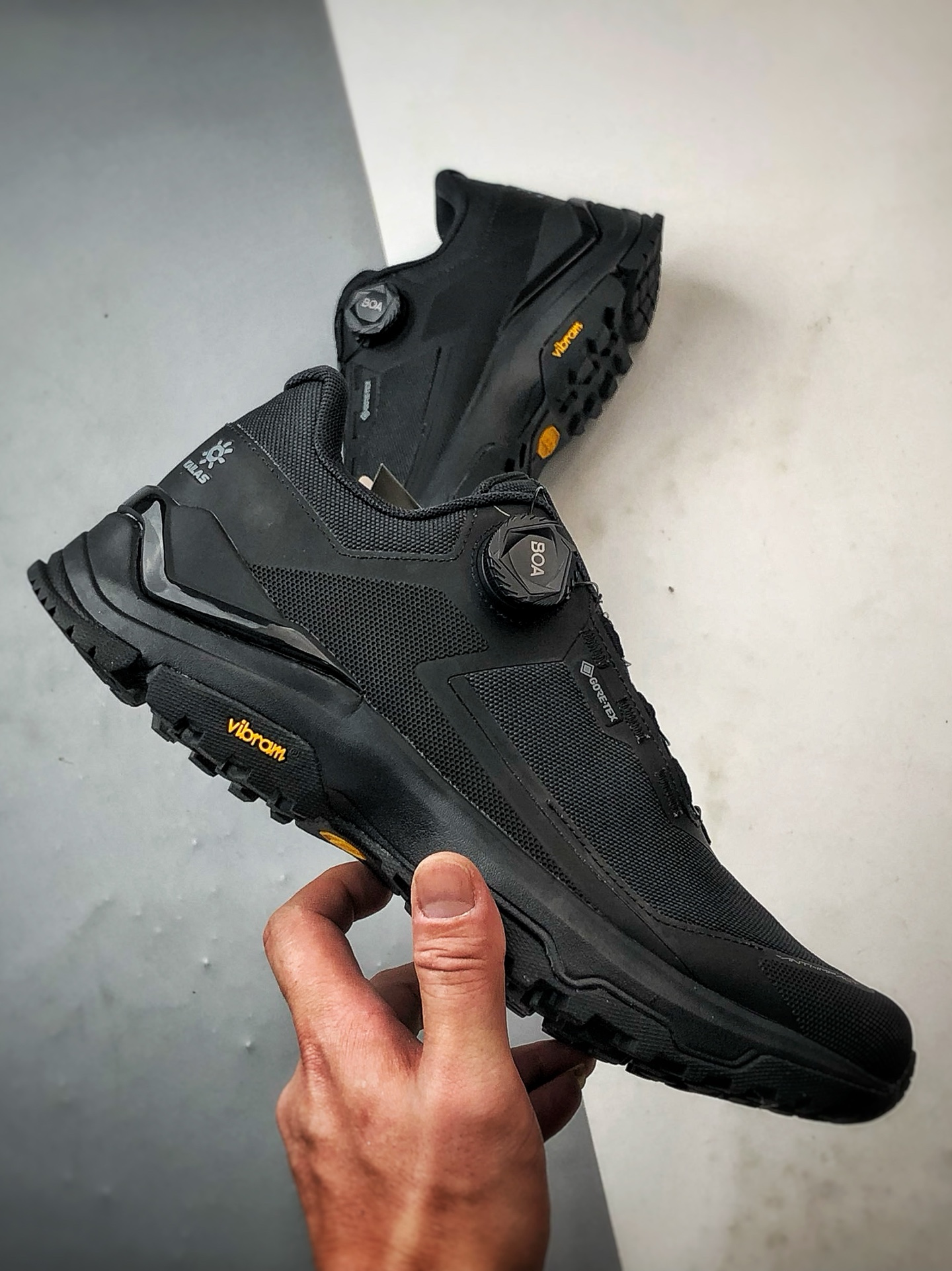 凯乐石KAILAS 界山GTX BOA 墨黑 户外低帮防水登山徒步鞋