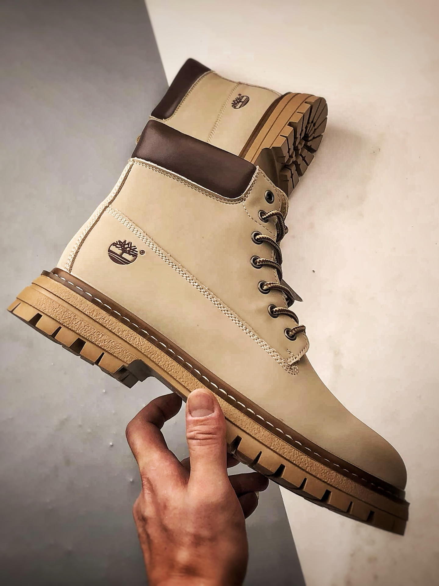 320 Timberland 添柏岚/天伯伦 秋冬新品 户外高帮休闲大黄靴系列 A18065M