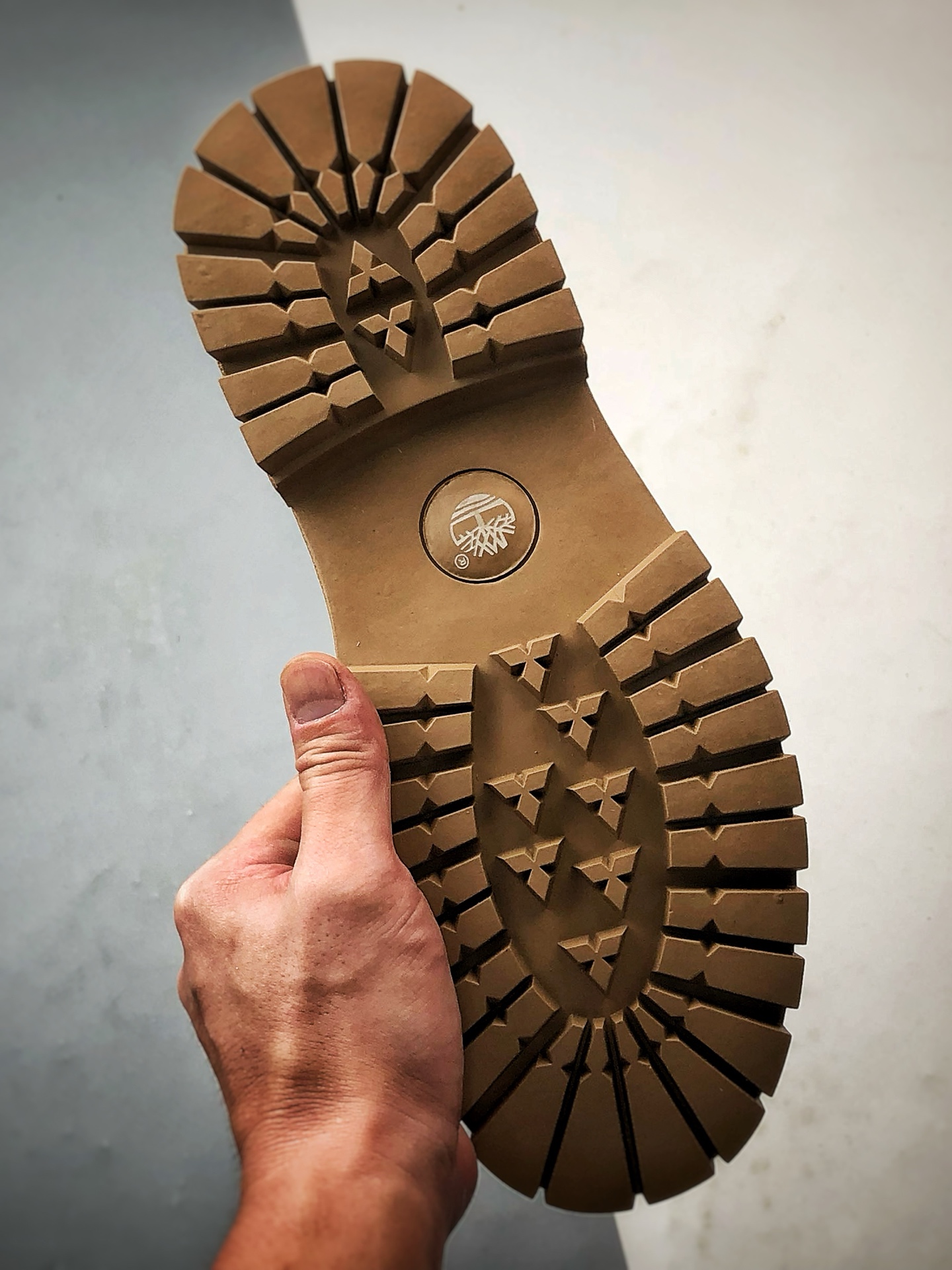 320 Timberland 添柏岚/天伯伦 秋冬新品 户外高帮休闲大黄靴系列 A18065M