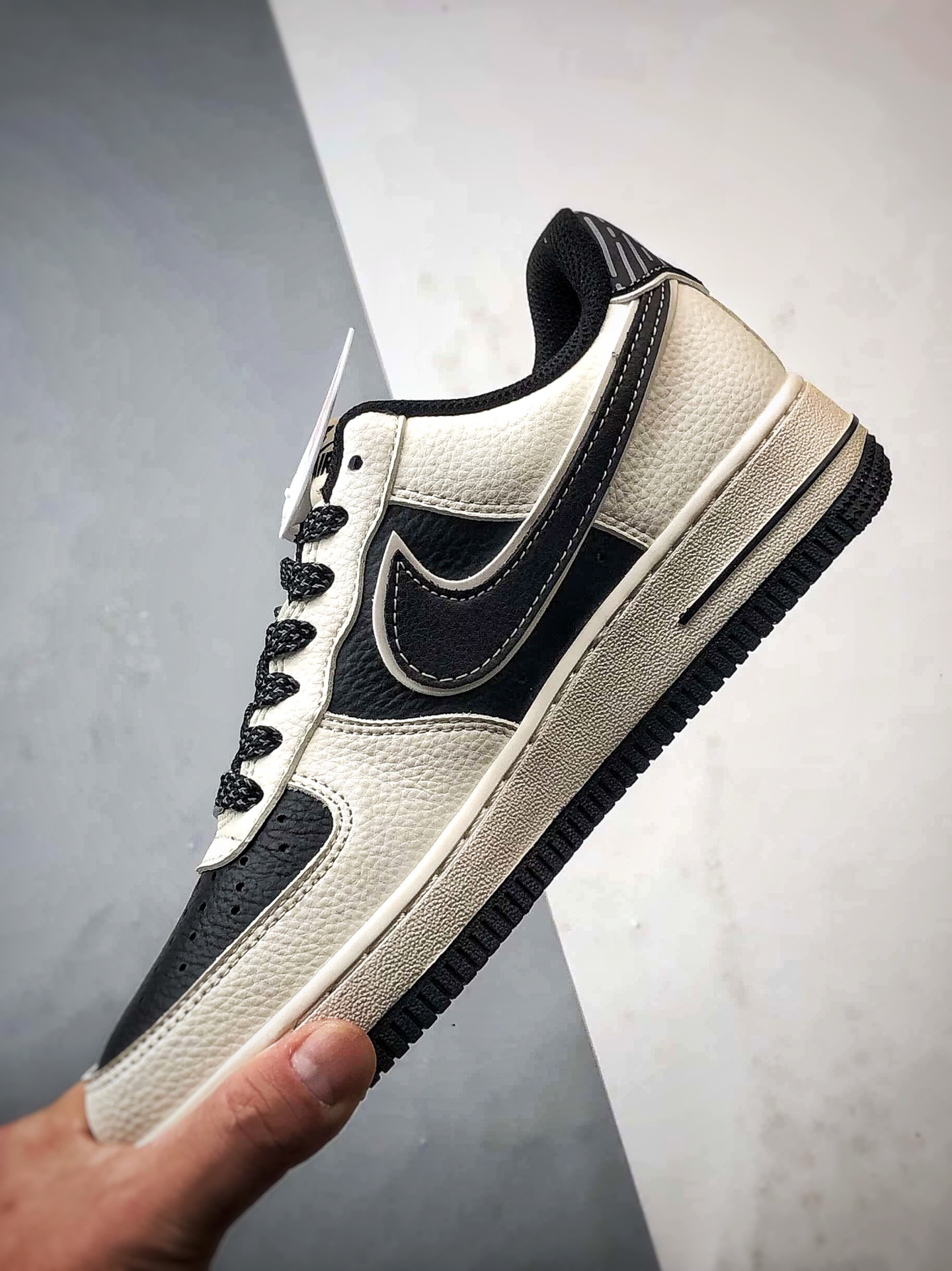 GVC x Air Force 1 Low 米白黑 JP8048-002