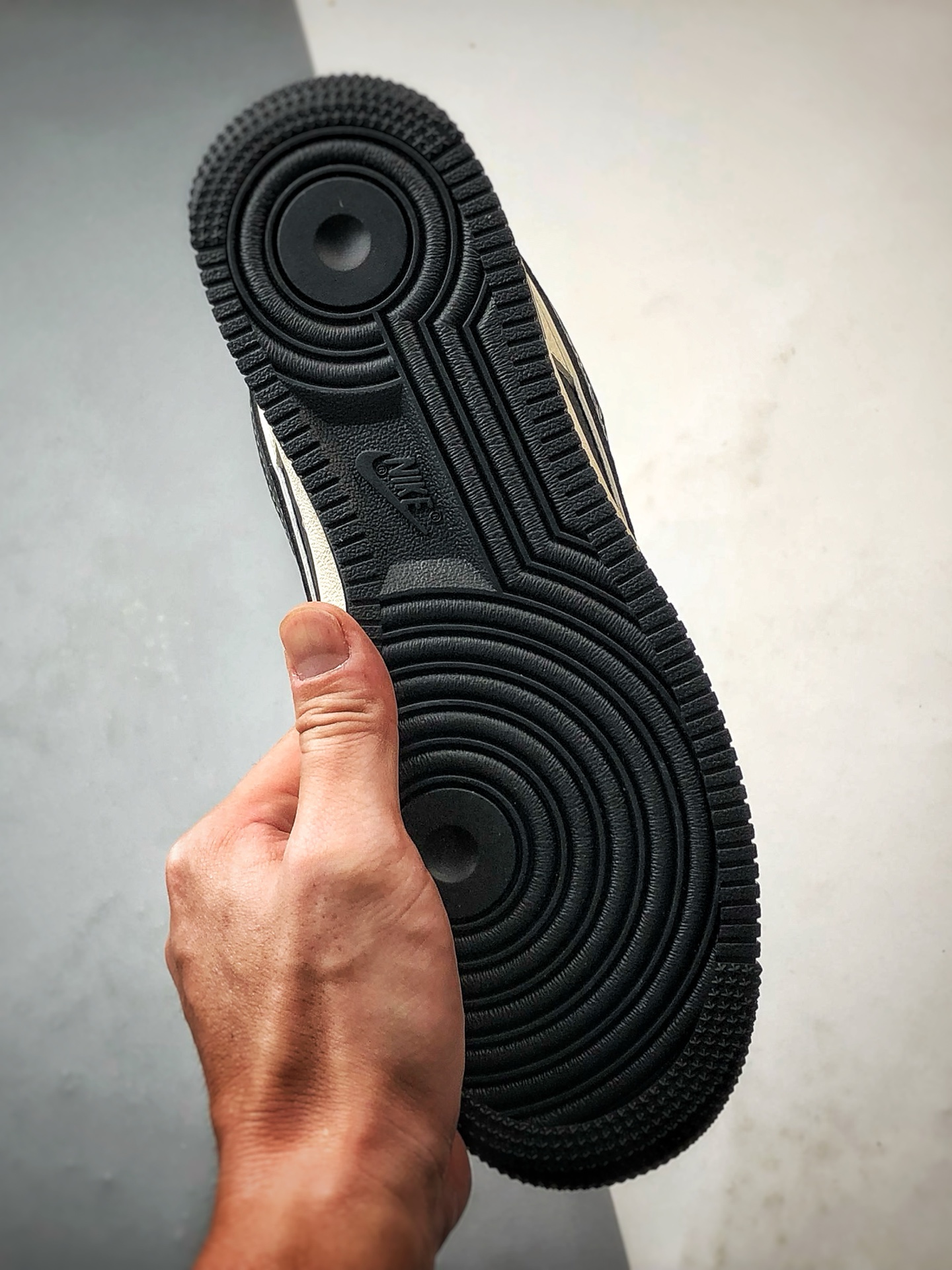 GVC x Air Force 1 Low 米白黑 JP8048-002