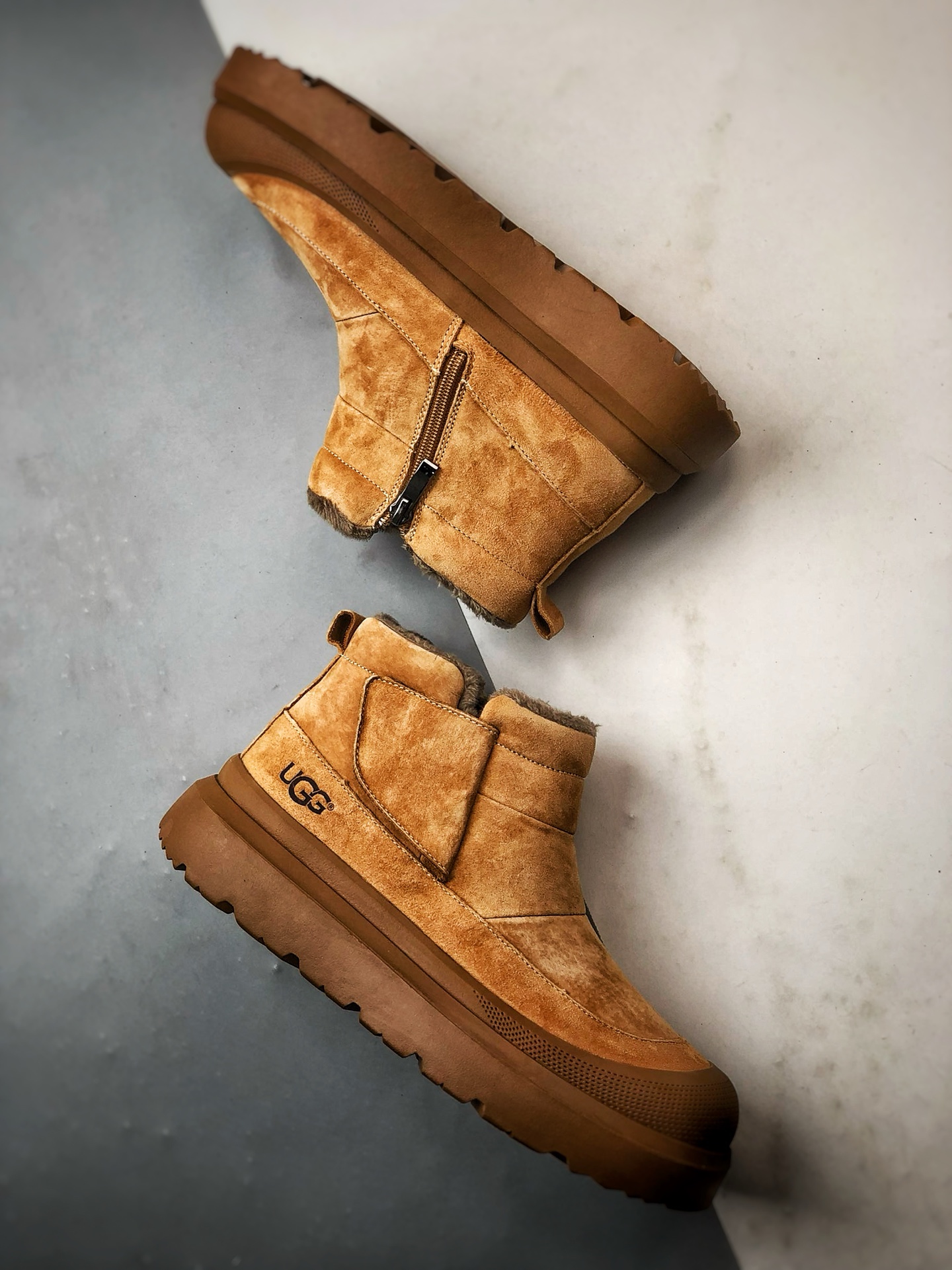 300 UGG Tasman Weather Hybrid 塔斯曼混合系列 秋冬新品户外男士高帮休闲雪地靴