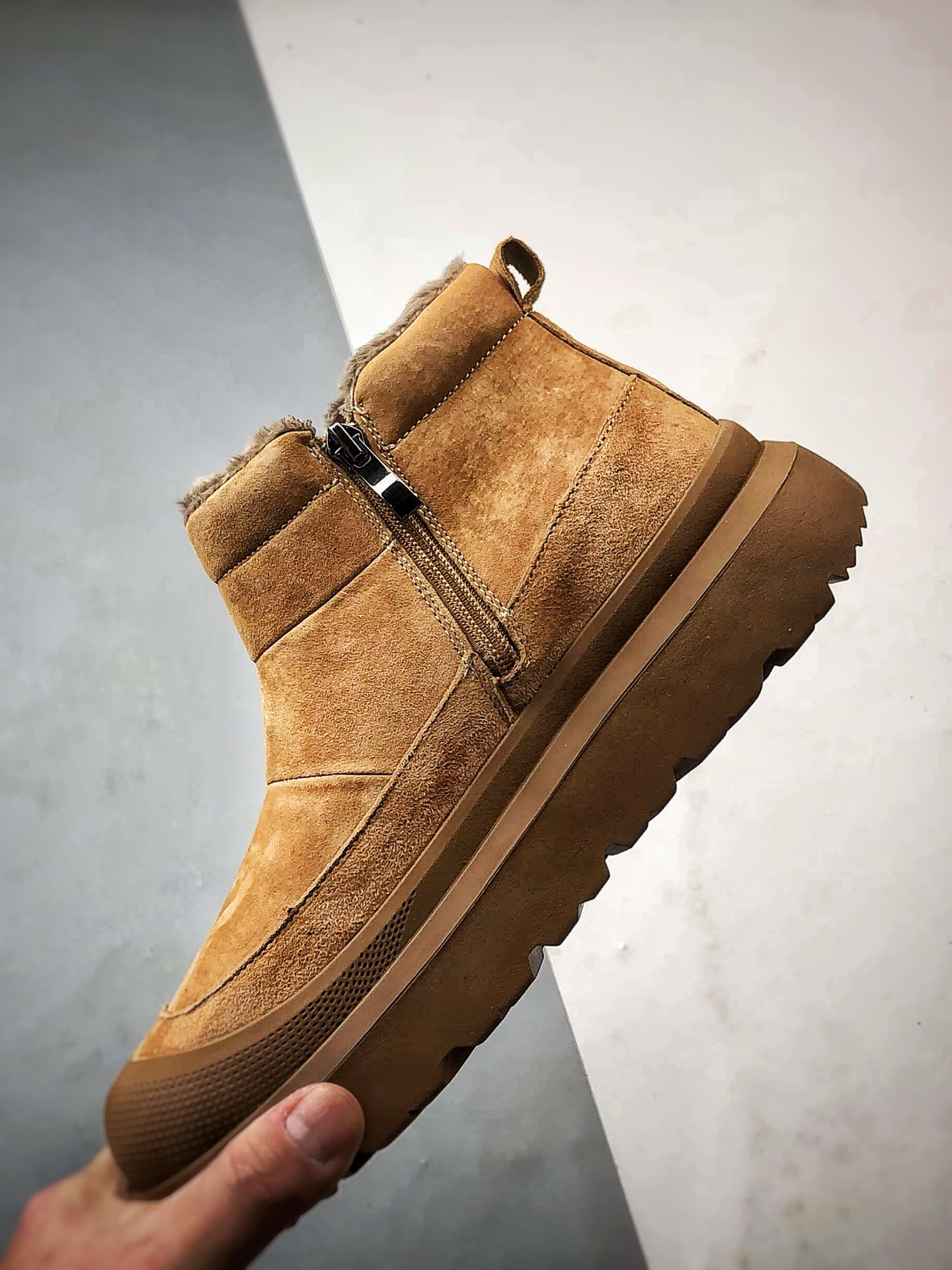 300 UGG Tasman Weather Hybrid 塔斯曼混合系列 秋冬新品户外男士高帮休闲雪地靴