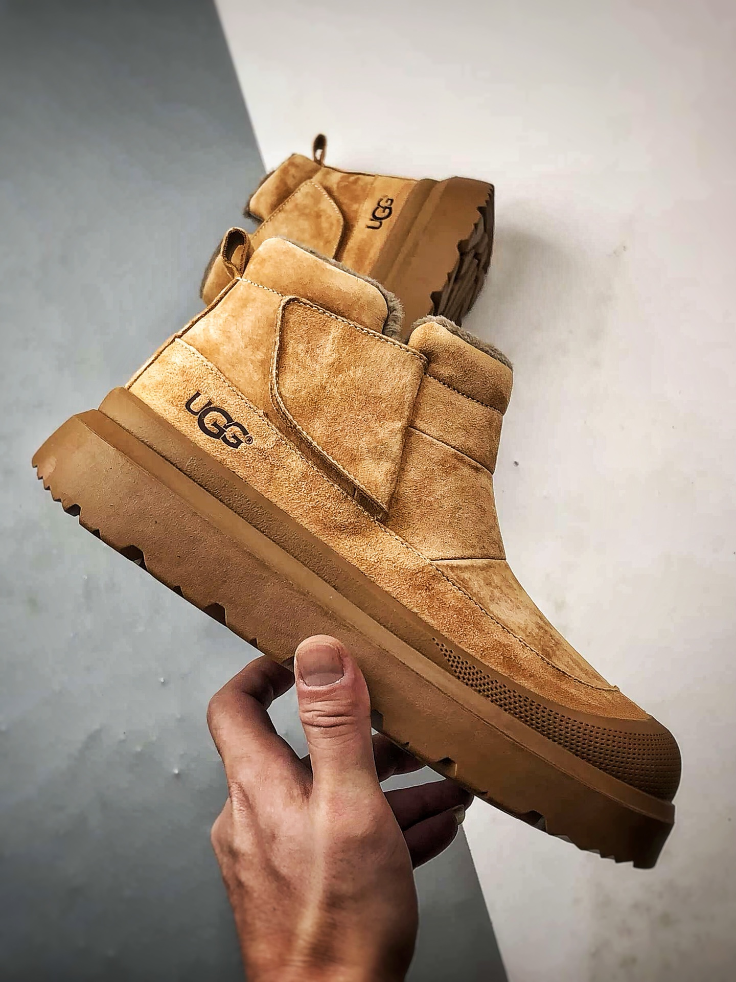 300 UGG Tasman Weather Hybrid 塔斯曼混合系列 秋冬新品户外男士高帮休闲雪地靴