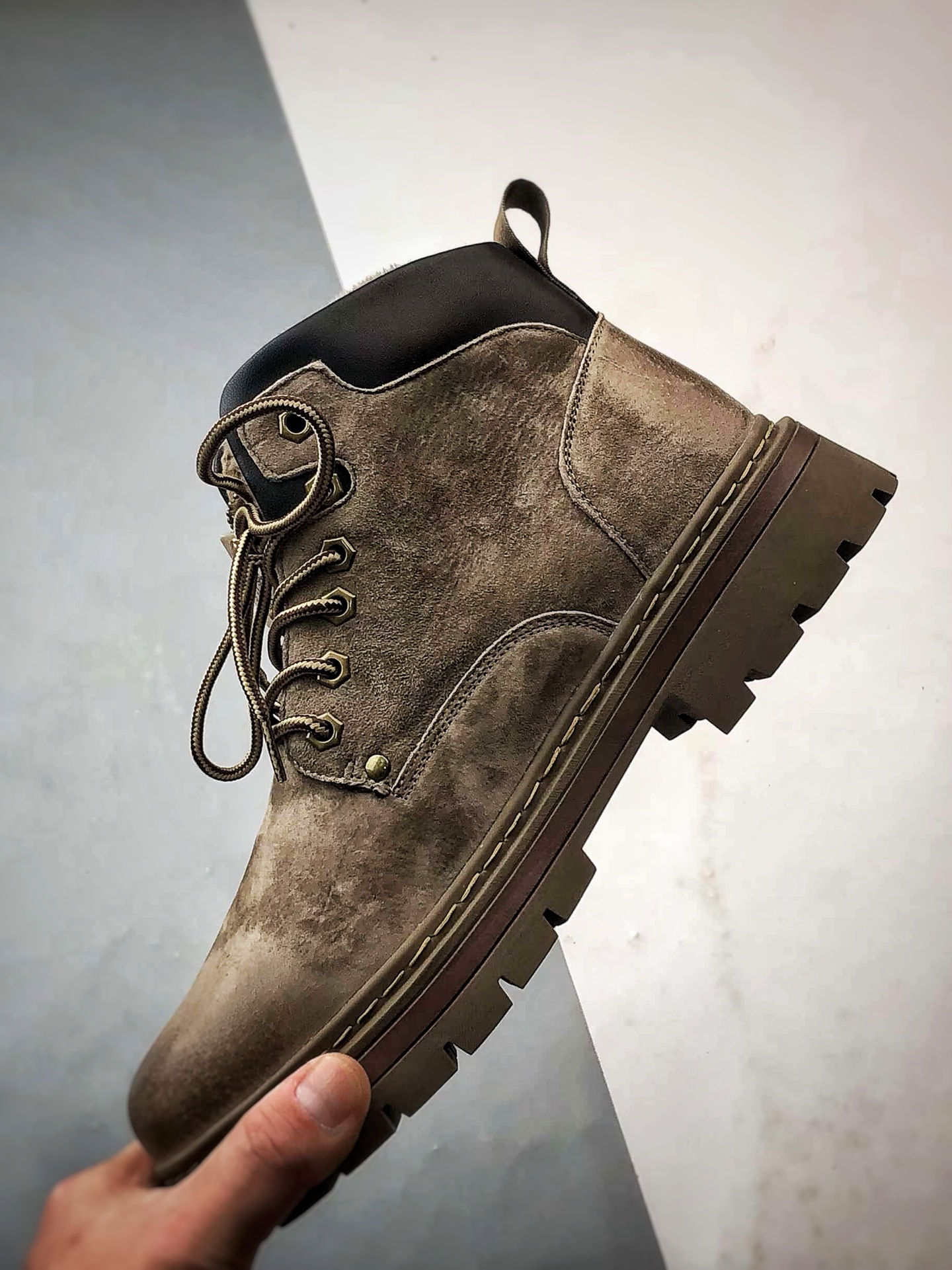 340 Timberland 添柏岚/天伯伦 秋冬新品 户外高帮休闲大黄靴系列 TB10039M