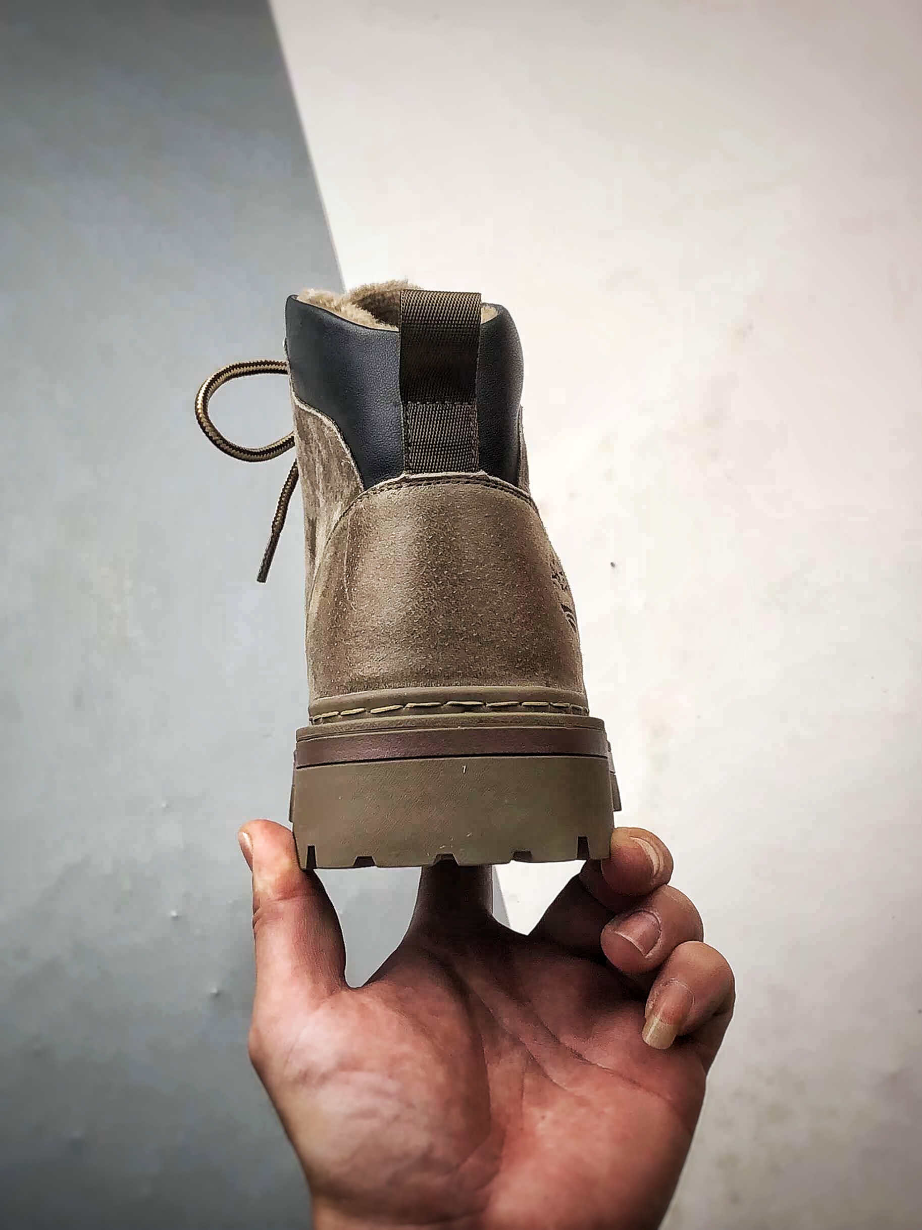 340 Timberland 添柏岚/天伯伦 秋冬新品 户外高帮休闲大黄靴系列 TB10039M