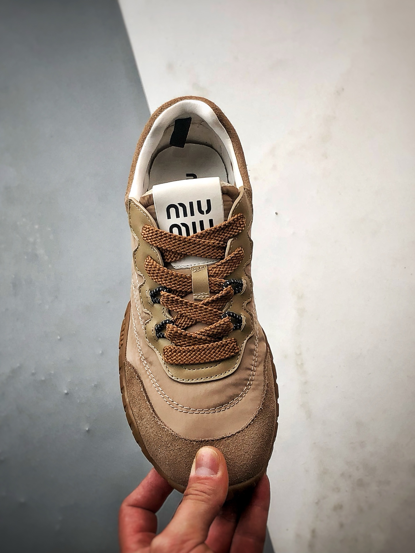 370 MiuMiu/谬谬 德训饼干休闲鞋 棕色 2025新款美式复古风