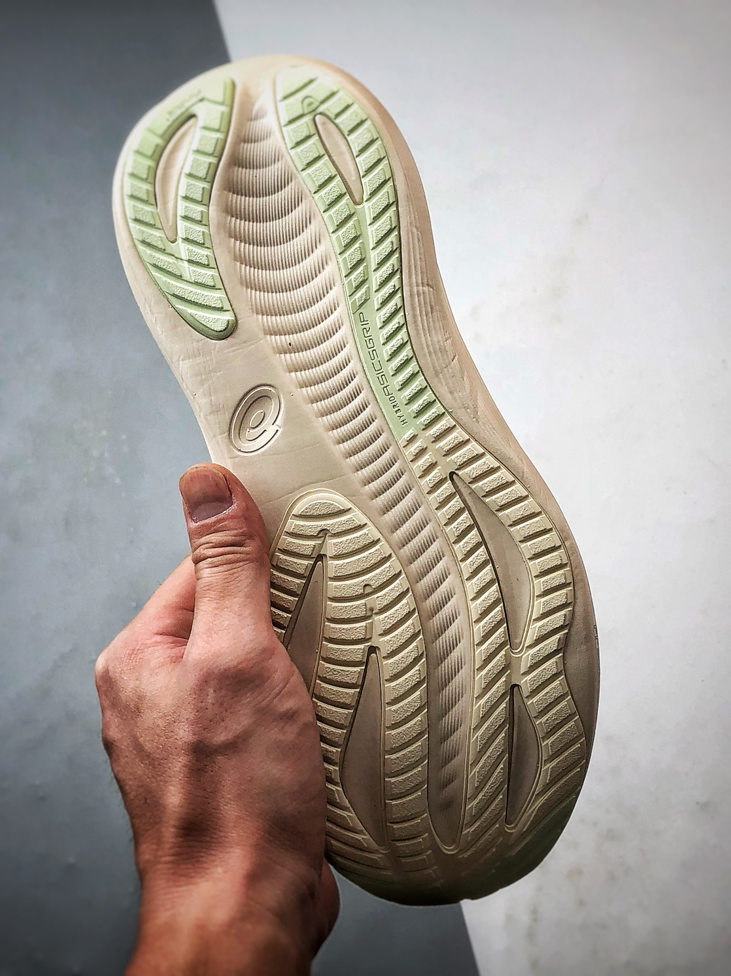 210 Asics Gel-Nimbus 27 青绿色 亚瑟士27代舒适轻盈休闲跑步鞋 1011C091-402-Chinese UA Cheap High Quatity Brand Clothes Bags handbags Sneakers wholesale wholesaler seller from China Factory suppliers Fashion Clothing Shoes best Quality Beautiful Price 210 Asics Gel-Nimbus 27 青绿色 亚瑟士27代舒适轻盈休闲跑步鞋 1011C091-402