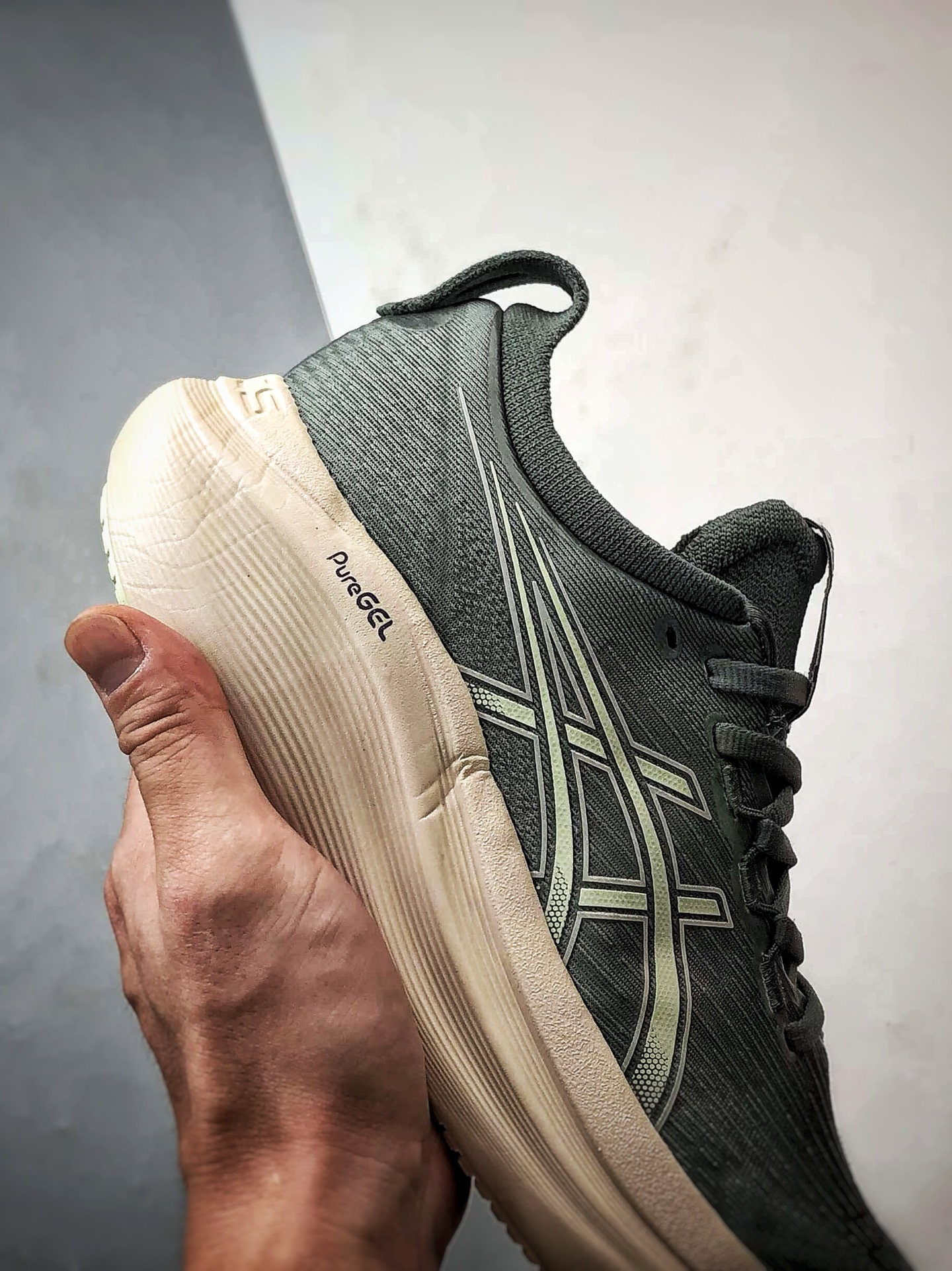 210 Asics Gel-Nimbus 27 青绿色 亚瑟士27代舒适轻盈休闲跑步鞋 1011C091-402-Chinese UA Cheap High Quatity Brand Clothes Bags handbags Sneakers wholesale wholesaler seller from China Factory suppliers Fashion Clothing Shoes best Quality Beautiful Price 210 Asics Gel-Nimbus 27 青绿色 亚瑟士27代舒适轻盈休闲跑步鞋 1011C091-402