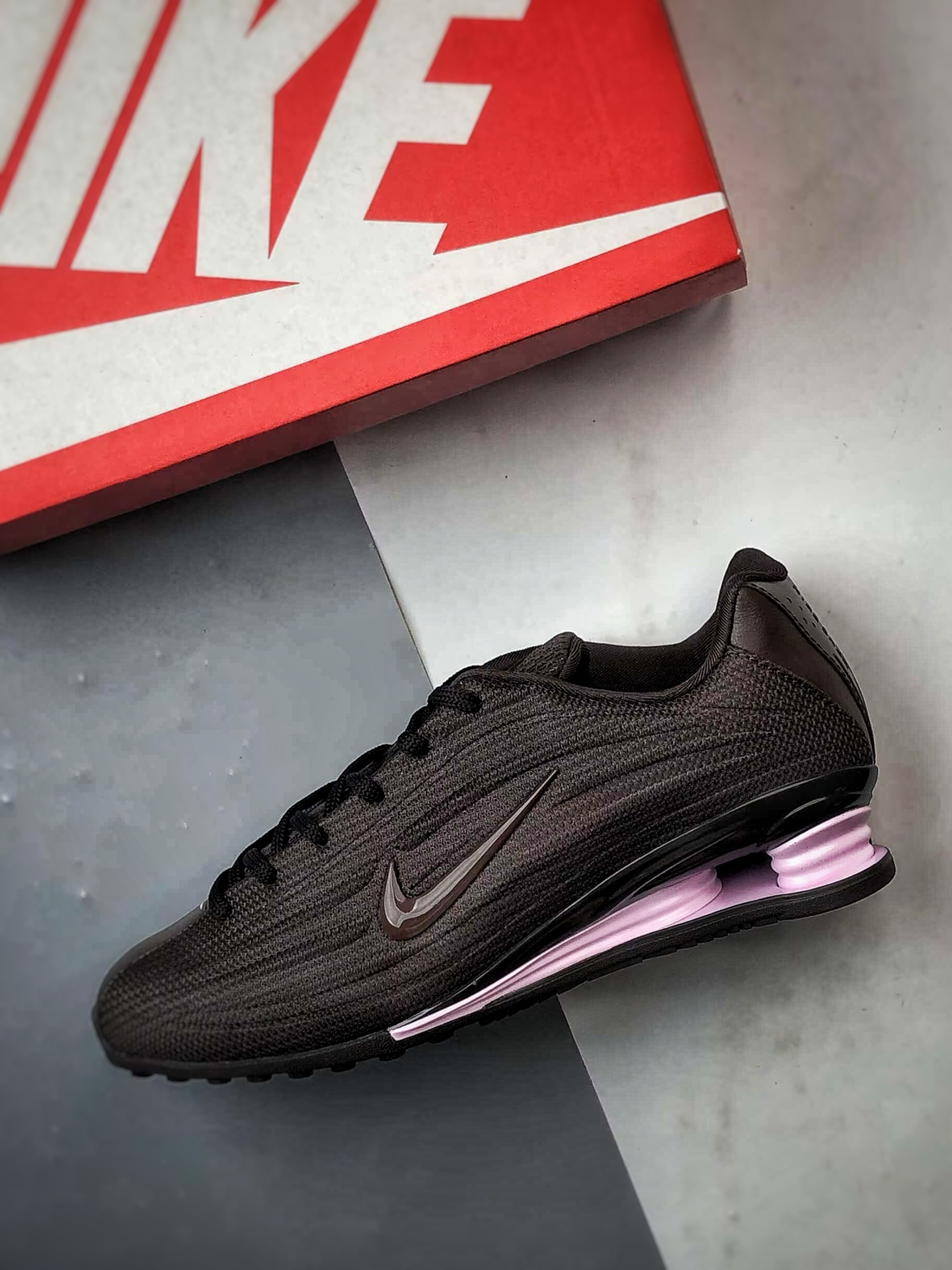 NK Shox Z系列 黑棕粉 气柱科技风舒适生活休闲鞋 HQ7540-200