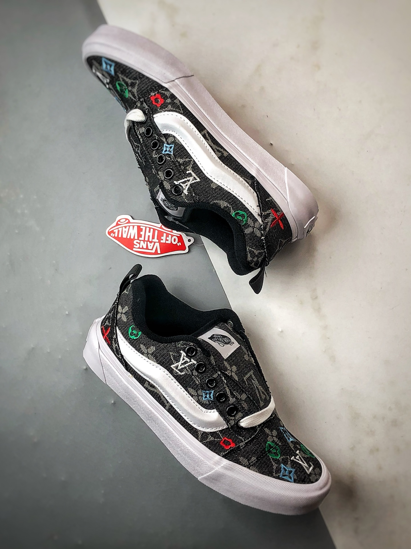 LV x Vans Knu Skool 黑色 强强联名 舒适百搭低帮面包鞋