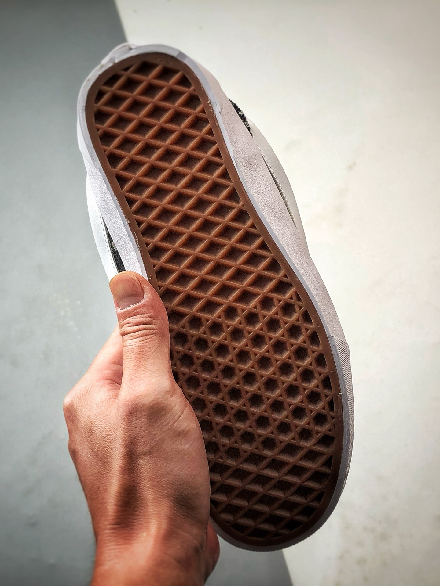 LV x Vans Knu Skool 黑色 强强联名 舒适百搭低帮面包鞋