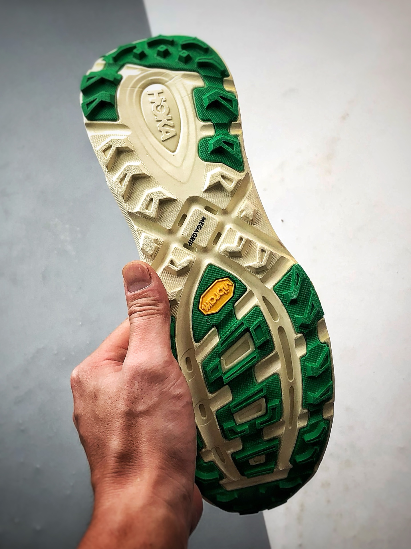 200 Hoka One One Mafate Speed 2 白绿 玛法特低帮厚底轻量户外运动鞋 1126851-WTFR