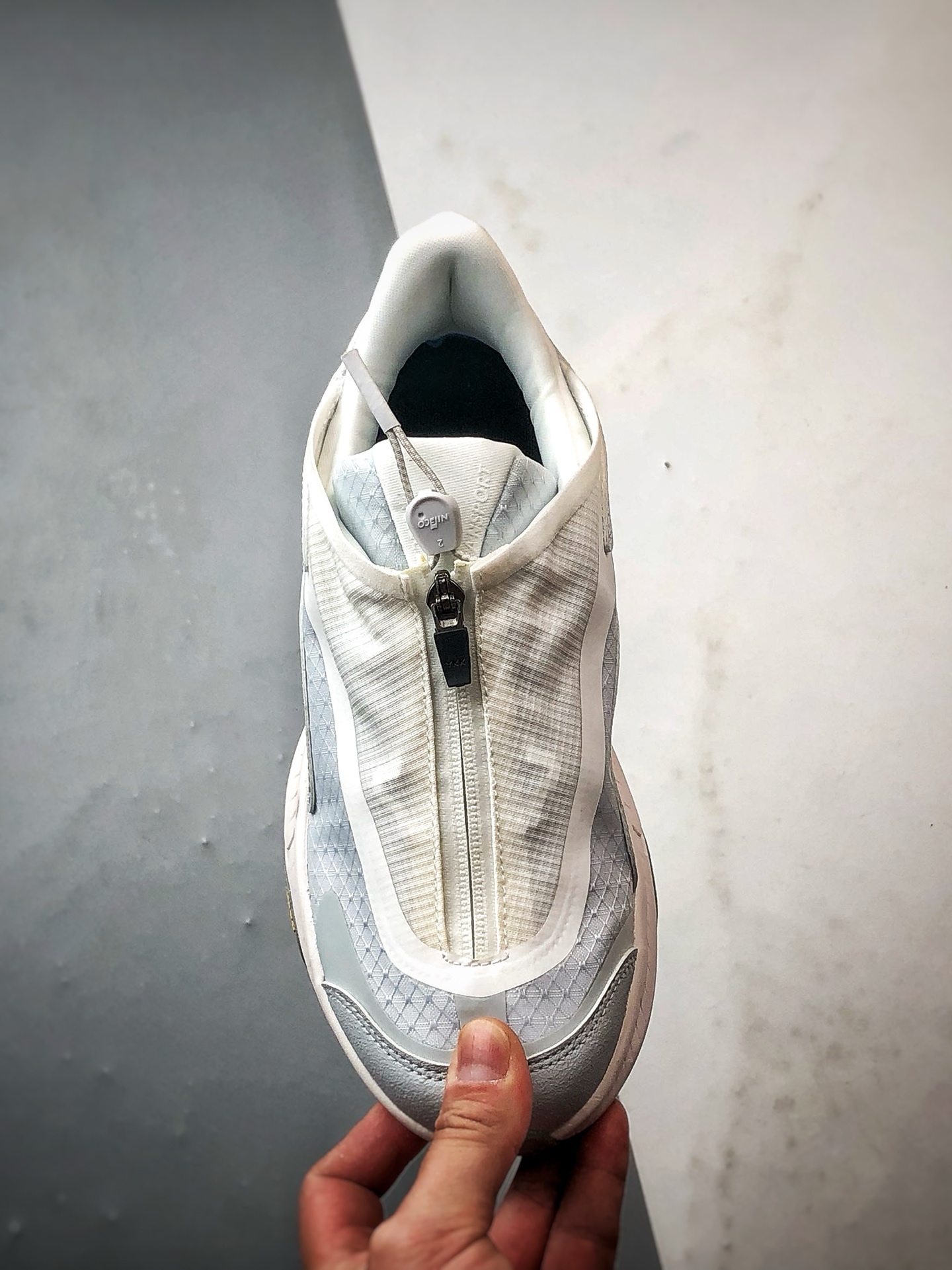 210 Hoka One One Project Transport 白色 机能风专业户外越野运动鞋 1162850-WMC