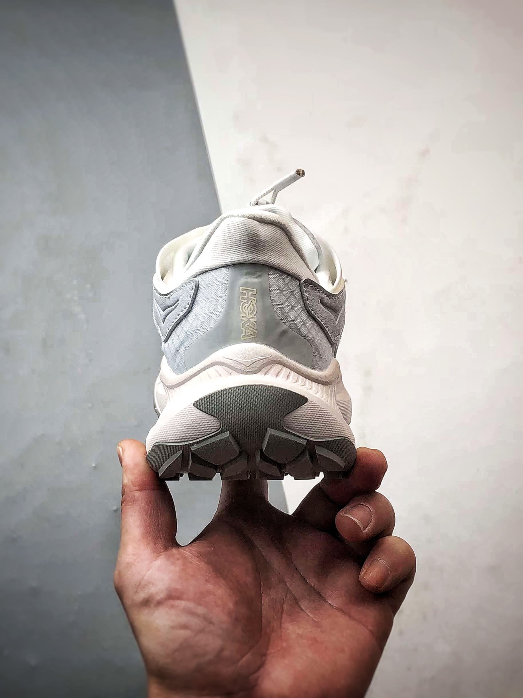 210 Hoka One One Project Transport 白色 机能风专业户外越野运动鞋 1162850-WMC