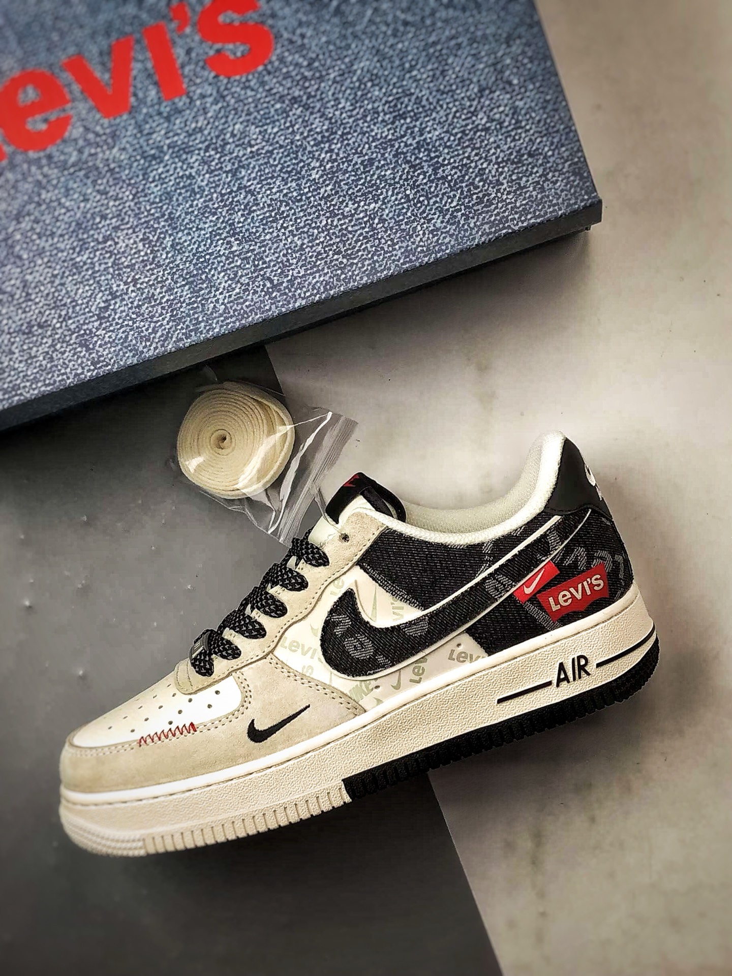 levi’s x Air Force 1 Low 米灰黑牛仔 MZ9588-800