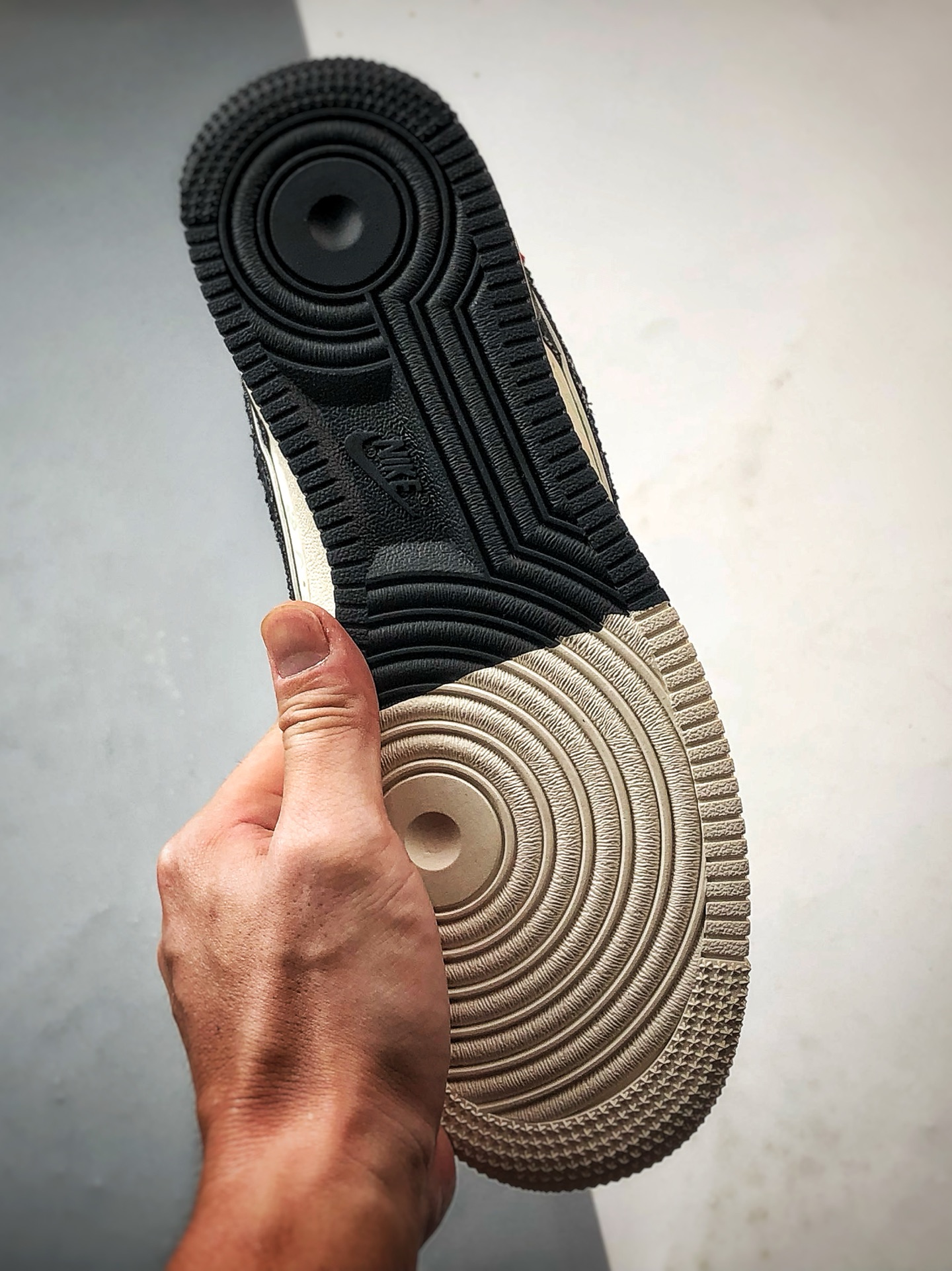 levi’s x Air Force 1 Low 米灰黑牛仔 MZ9588-800