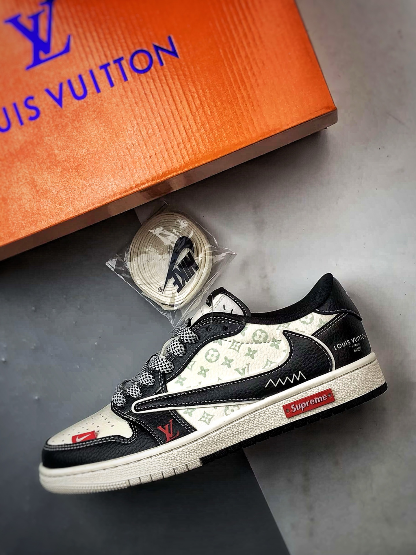 Air Jordan 1 Low ”高端定制” LV印花米白黑倒钩 CX5050-Y31