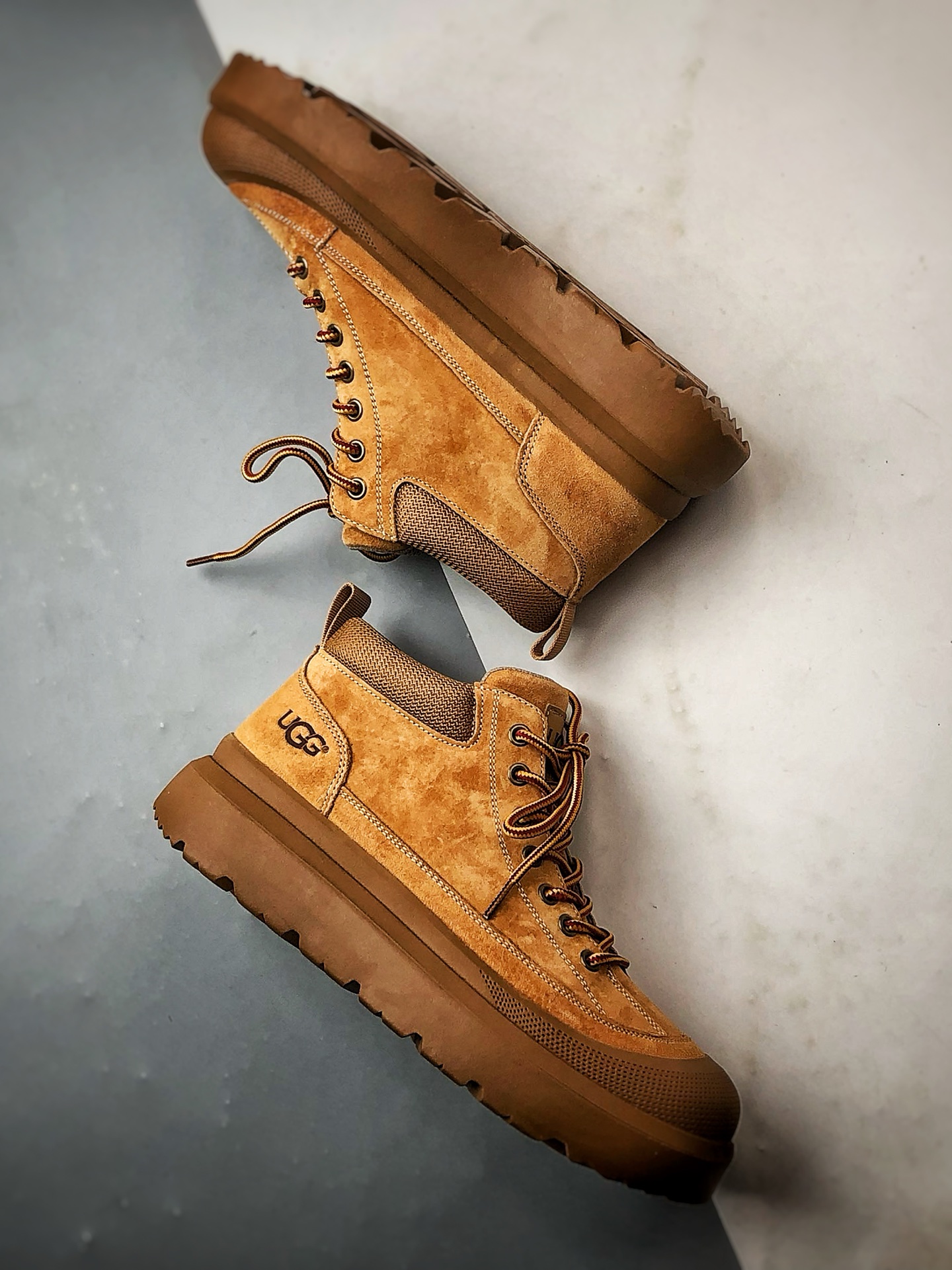 300 UGG Tasman Weather Hybrid 塔斯曼混合系列 秋冬新品 户外男士高帮休闲马丁靴雪地靴