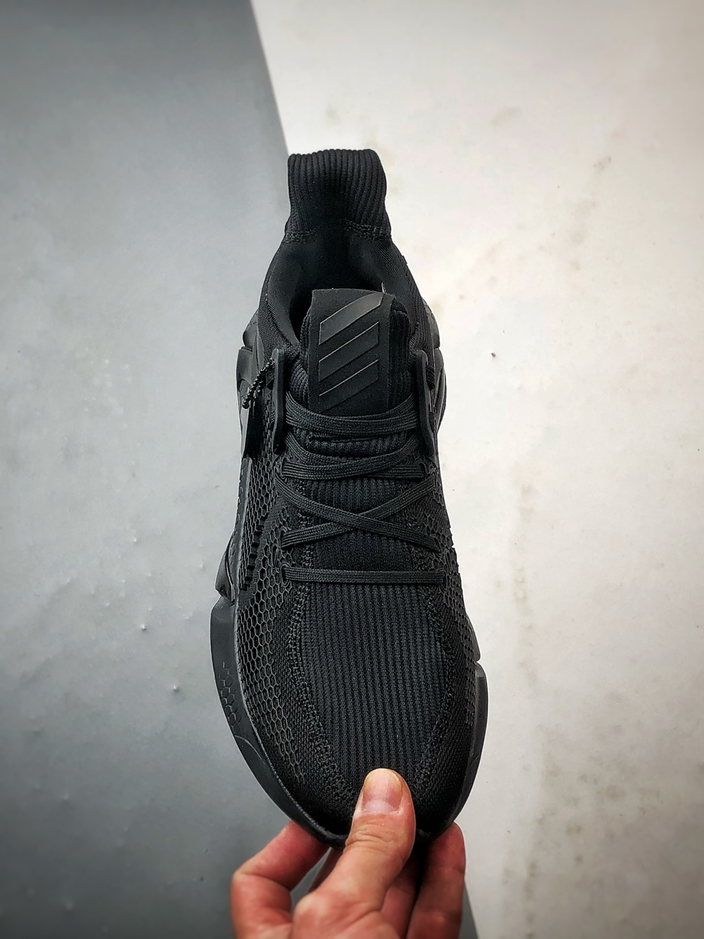 190 AD AlphaBounce Instinct M 黑色 阿尔法 真标网面休闲跑步鞋 CG5586-Chinese UA Cheap High Quatity Brand Clothes Bags handbags Sneakers wholesale wholesaler seller from China Factory suppliers Fashion Clothing Shoes best Quality Beautiful Price 190 AD AlphaBounce Instinct M 黑色 阿尔法 真标网面休闲跑步鞋 CG5586