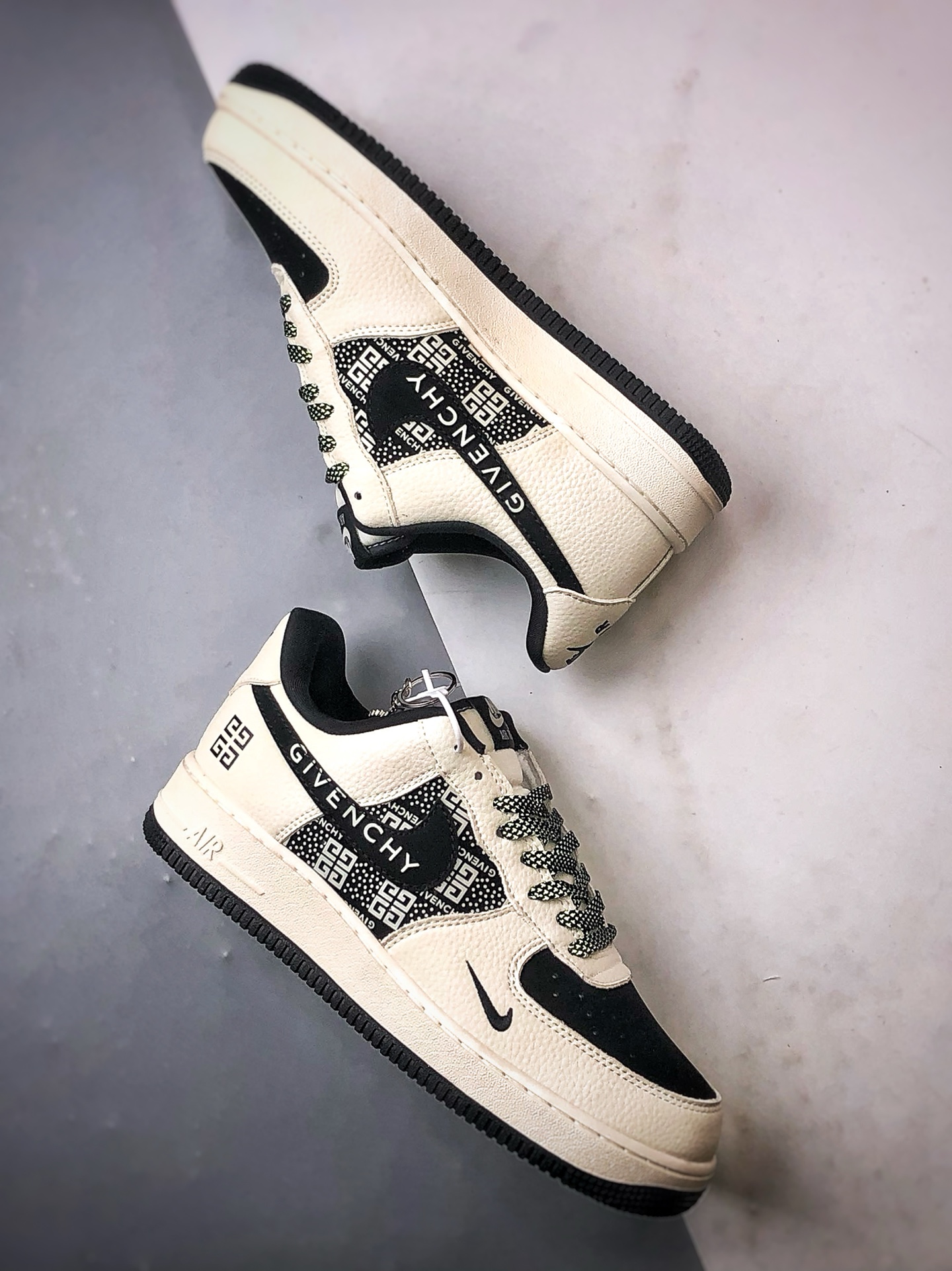 GVC x Air Force 1 Low 涂鸦米白黑 KJ1688-021