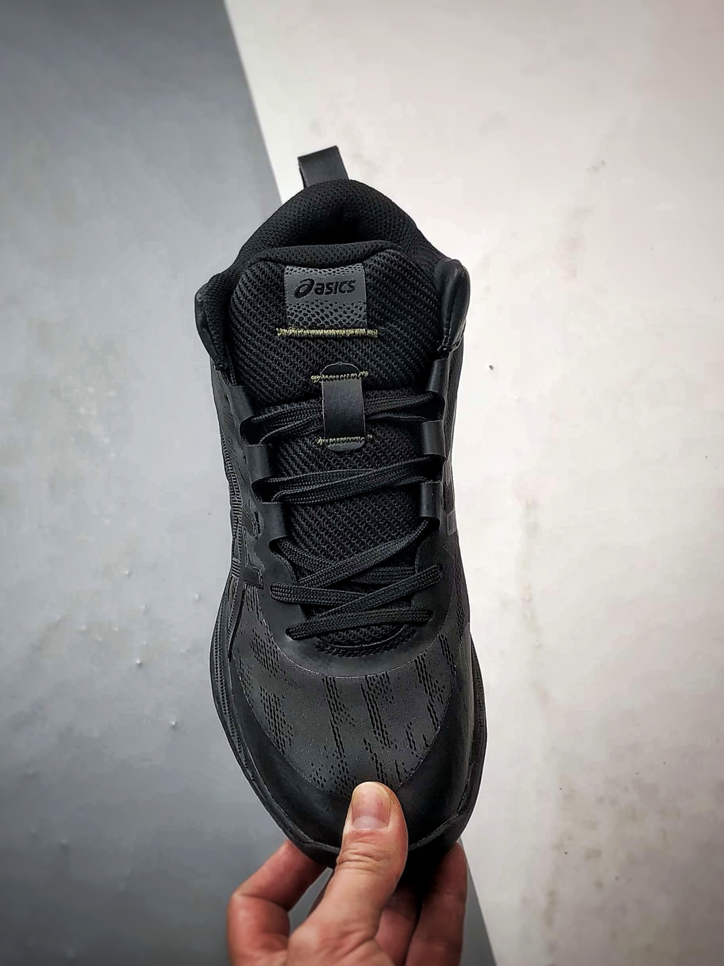 220 Asics Gel-Hoop v17 黑色 亚瑟士时尚简约缓冲减震篮球鞋 1063A096-001