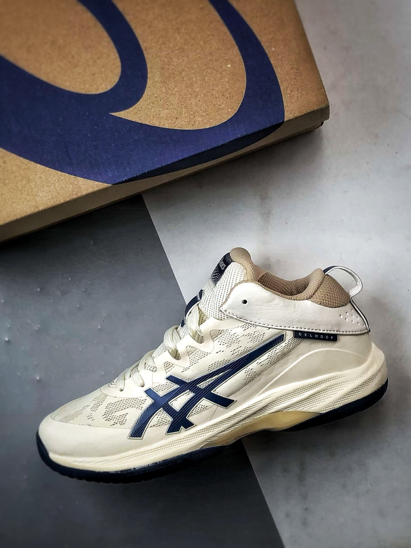 220 Asics Gel-Hoop v17 米蓝色 亚瑟士时尚简约缓冲减震篮球鞋 1063A101-103