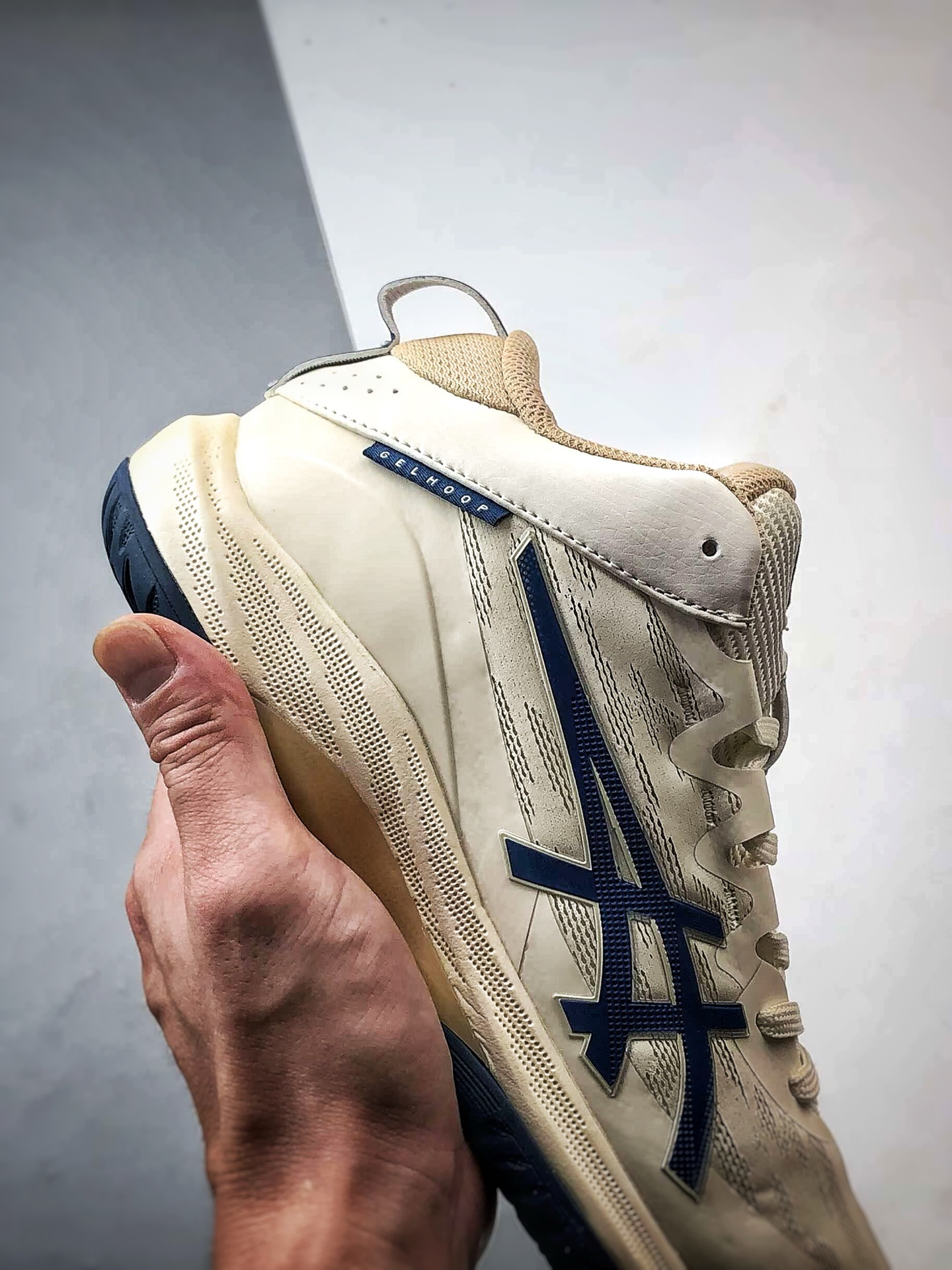 220 Asics Gel-Hoop v17 米蓝色 亚瑟士时尚简约缓冲减震篮球鞋 1063A101-103