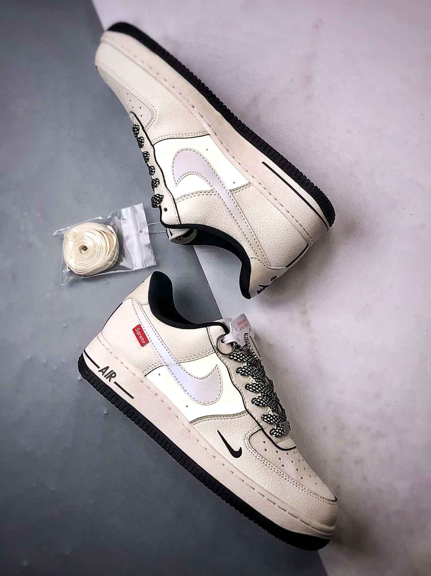 Sup x Air Force 1 Low 反光米白黑 XX3168-220