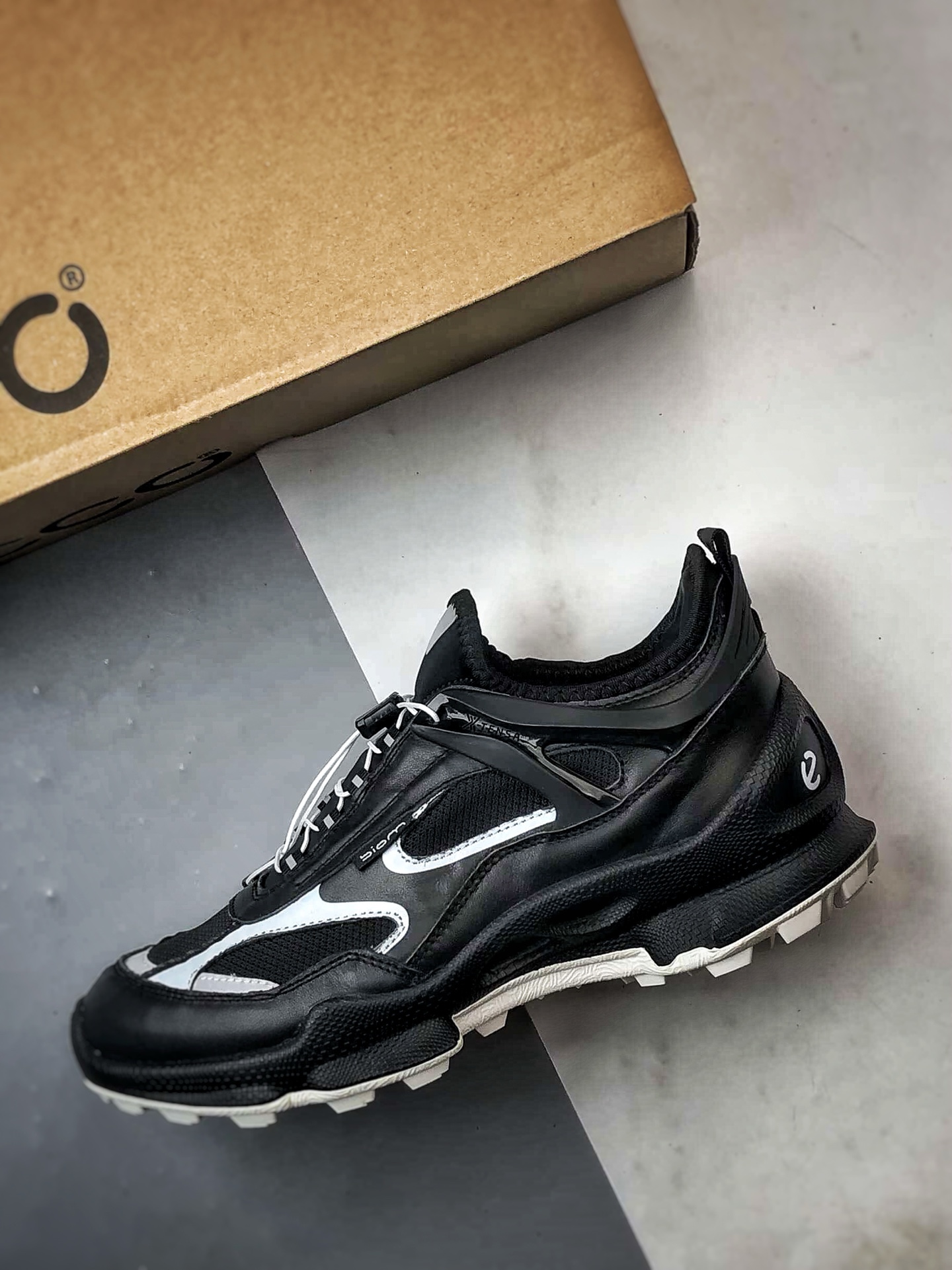 280 Ecco/爱步 健步BIOMC踪迹3代 803384