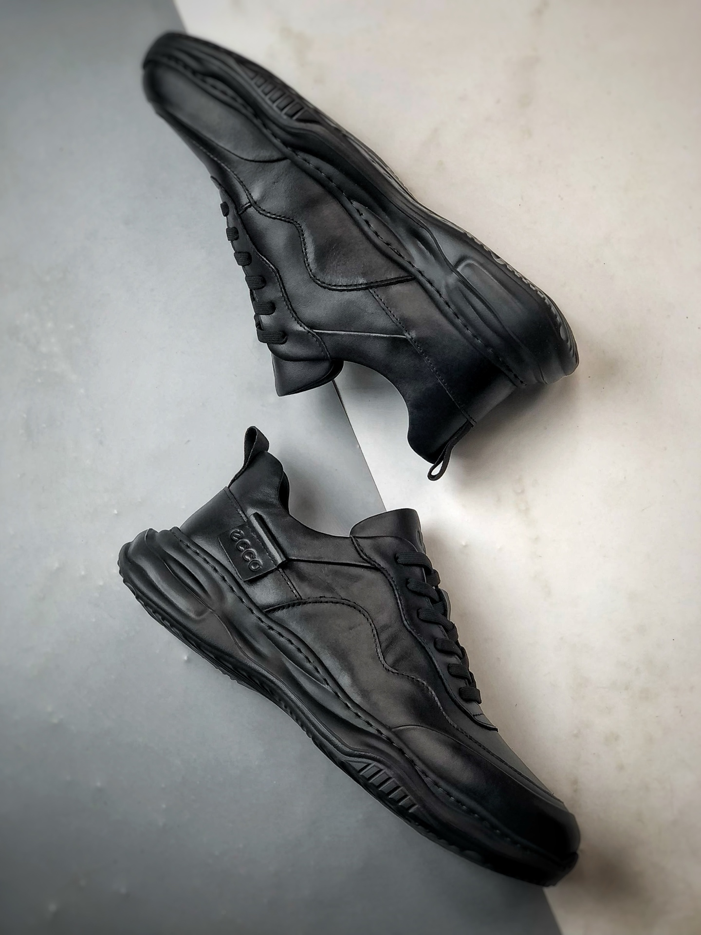 300 Ecco/爱步 灵动系列 秋冬新款 百搭舒适厚底休闲运动男鞋 518821