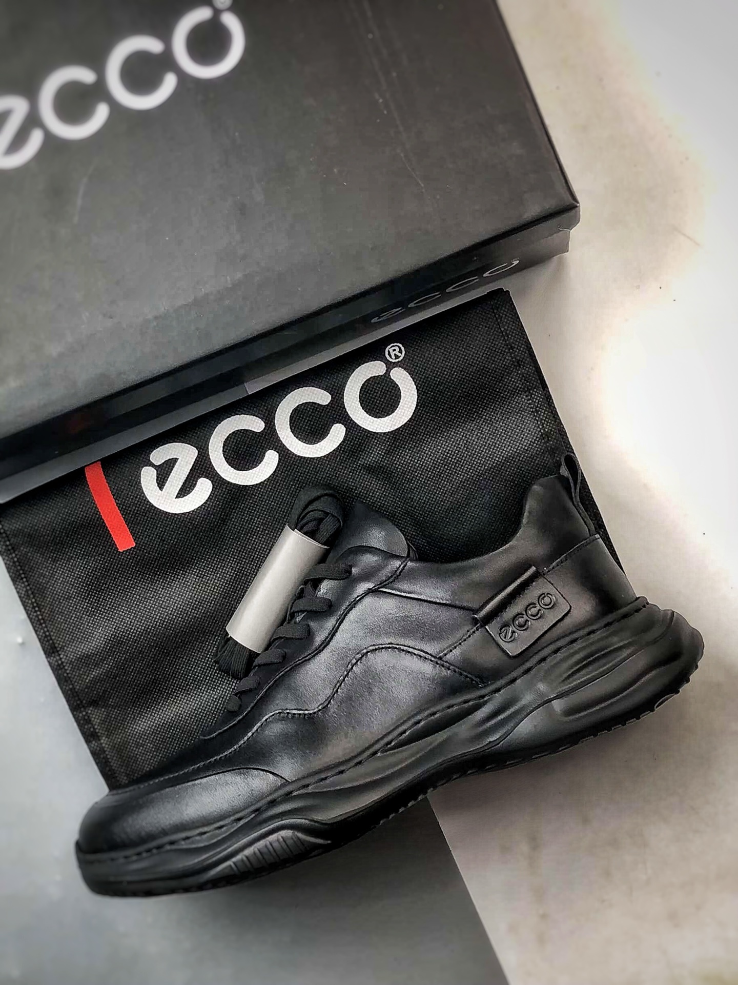 300 Ecco/爱步 灵动系列 秋冬新款 百搭舒适厚底休闲运动男鞋 518821