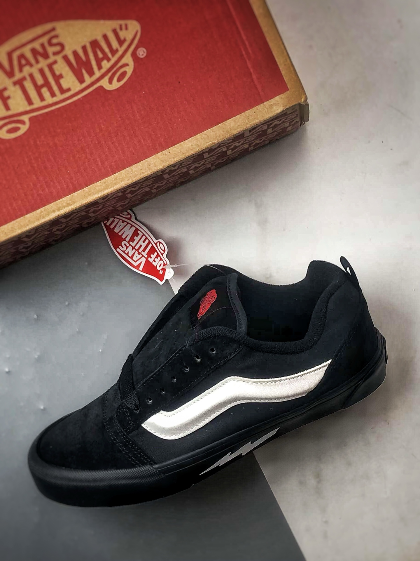 Vans Knu-Skool VR3 闪电黑白 万斯低帮复古休闲硫化面包板鞋-Top High Quatity Cheap Sneakers Fashion Clothing Clothes Bags handbags Shoes of all Brand wholesale With The best Quality And Beautiful Price from China Factory Chinese suppliers wholesaler seller Vans Knu-Skool VR3 闪电黑白 万斯低帮复古休闲硫化面包板鞋