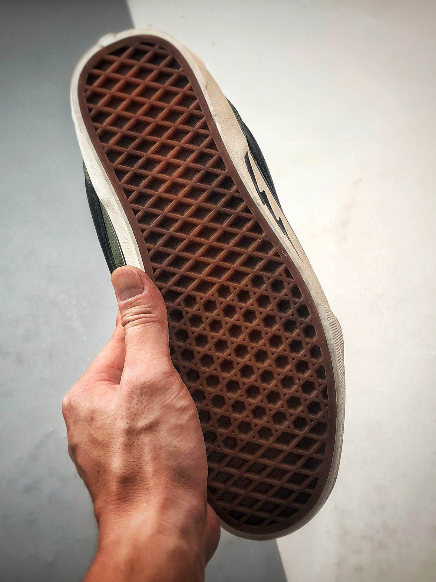 Vans Knu-Skool DR 闪电军绿 万斯低帮复古休闲硫化面包板鞋-Top High Quatity Cheap Sneakers Fashion Clothing Clothes Bags handbags Shoes of all Brand wholesale With The best Quality And Beautiful Price from China Factory Chinese suppliers wholesaler seller Vans Knu-Skool DR 闪电军绿 万斯低帮复古休闲硫化面包板鞋