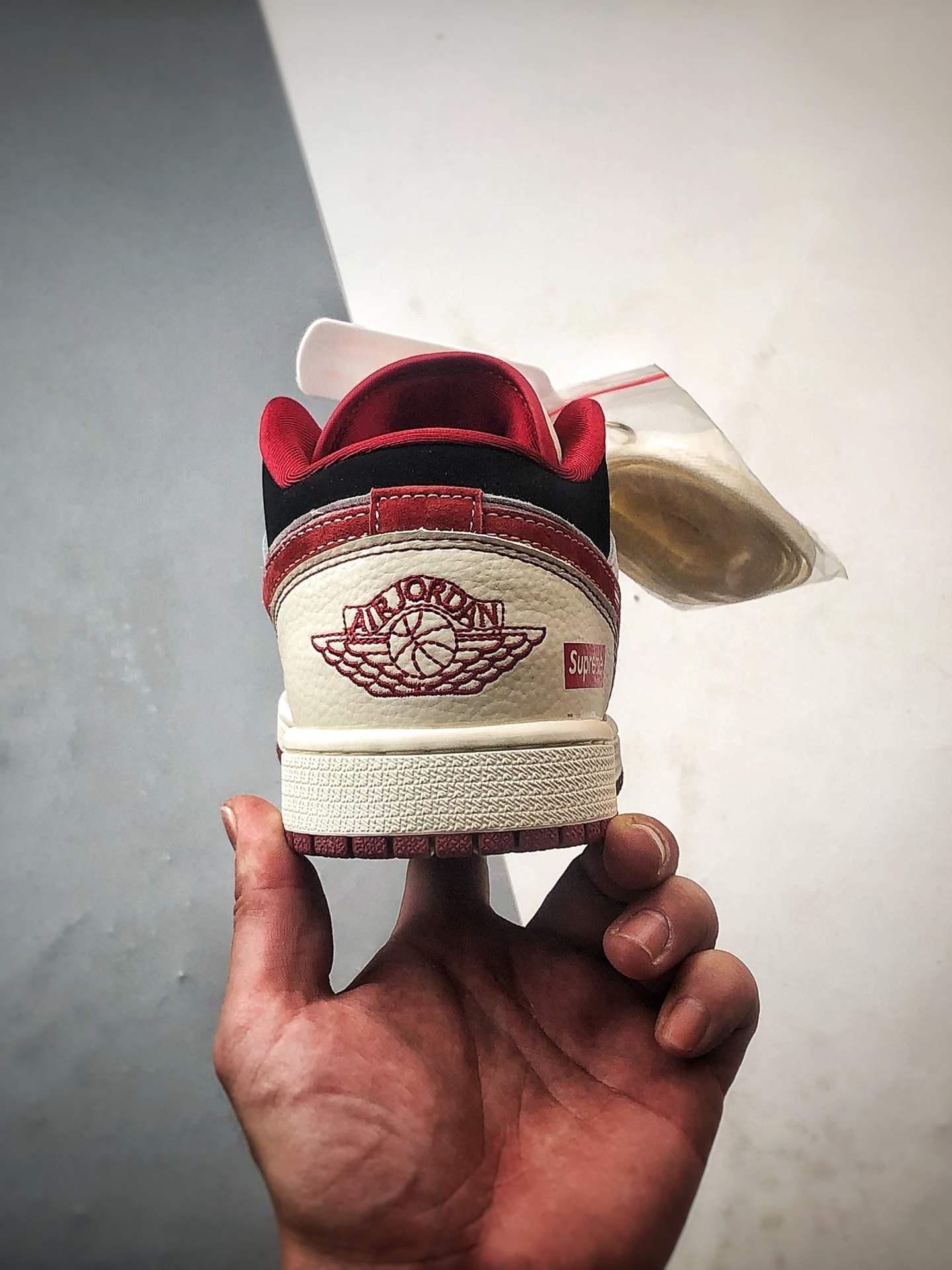 Air Jordan 1 Low ”高端定制” Sup米灰酒红 LD8888-007