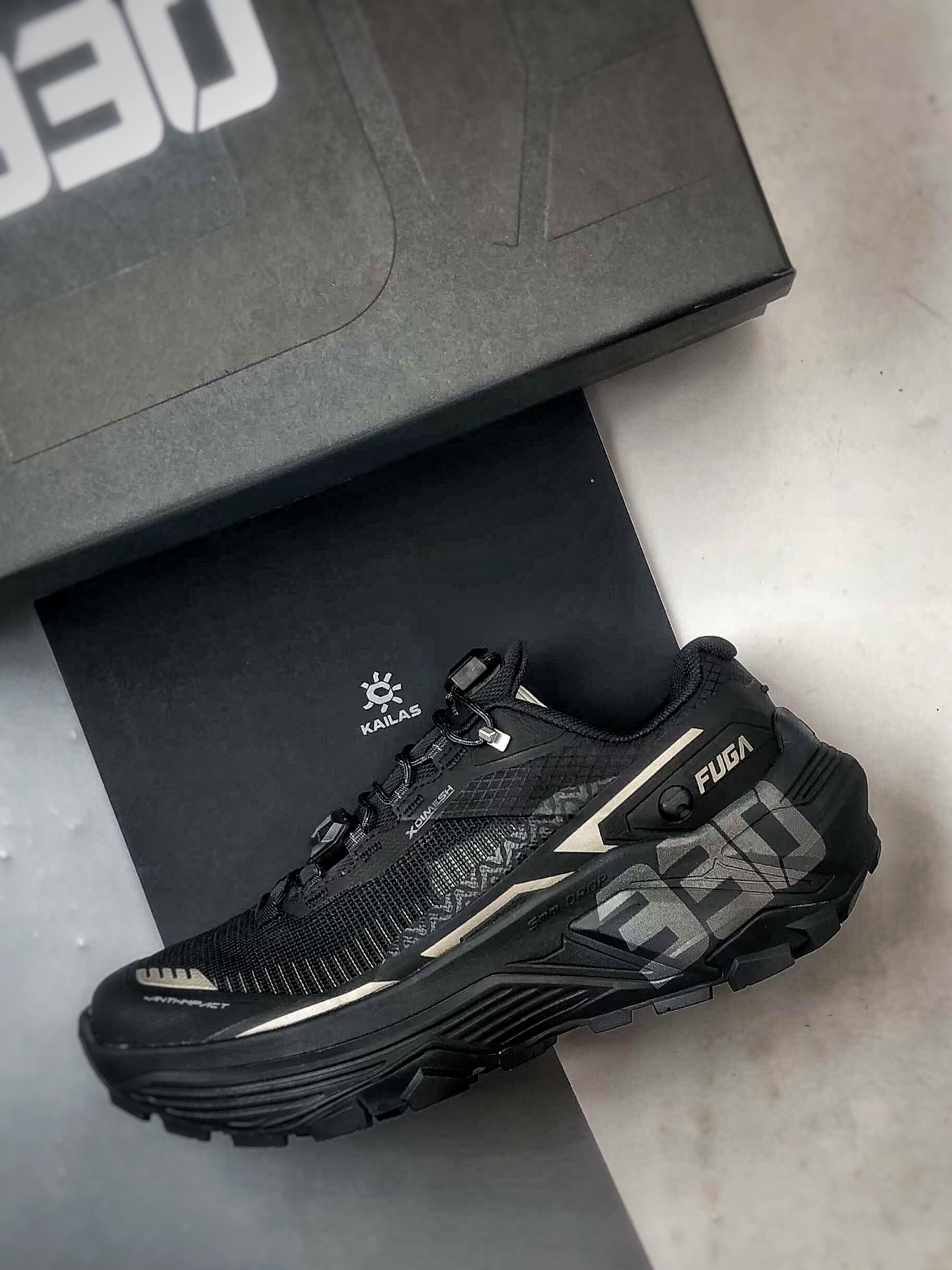 270 KAILAS FUGA EX330 25 墨黑 凯乐石 户外徒步登山越野全能跑鞋