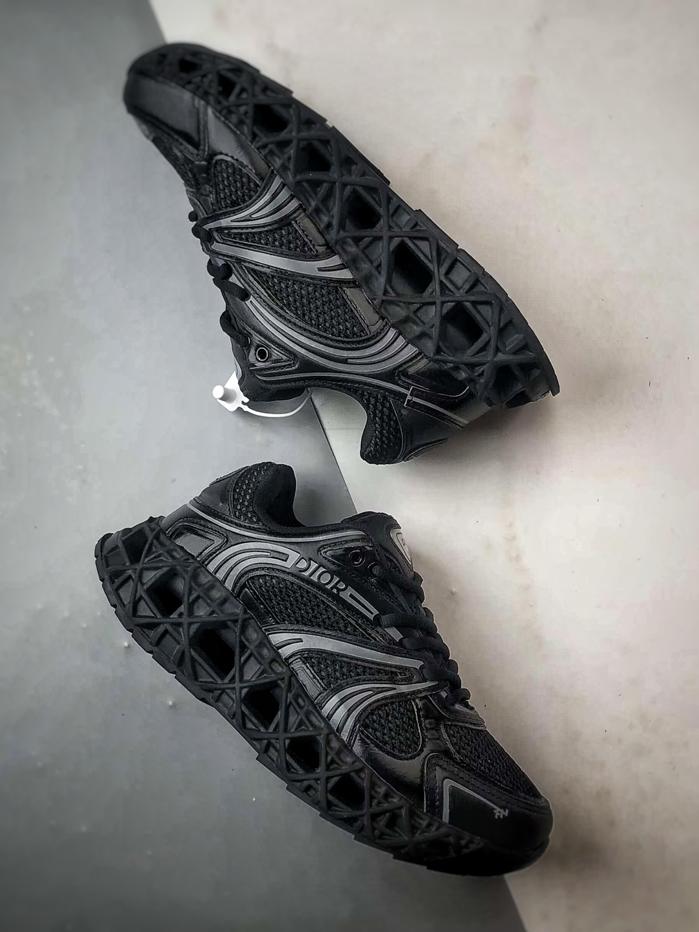 420 广东纯原大厂出品 顶级版本 Dior B35 NXXT Sneakers 黑色 B35胶囊系列镂空厚底藤格纹运动老爹鞋