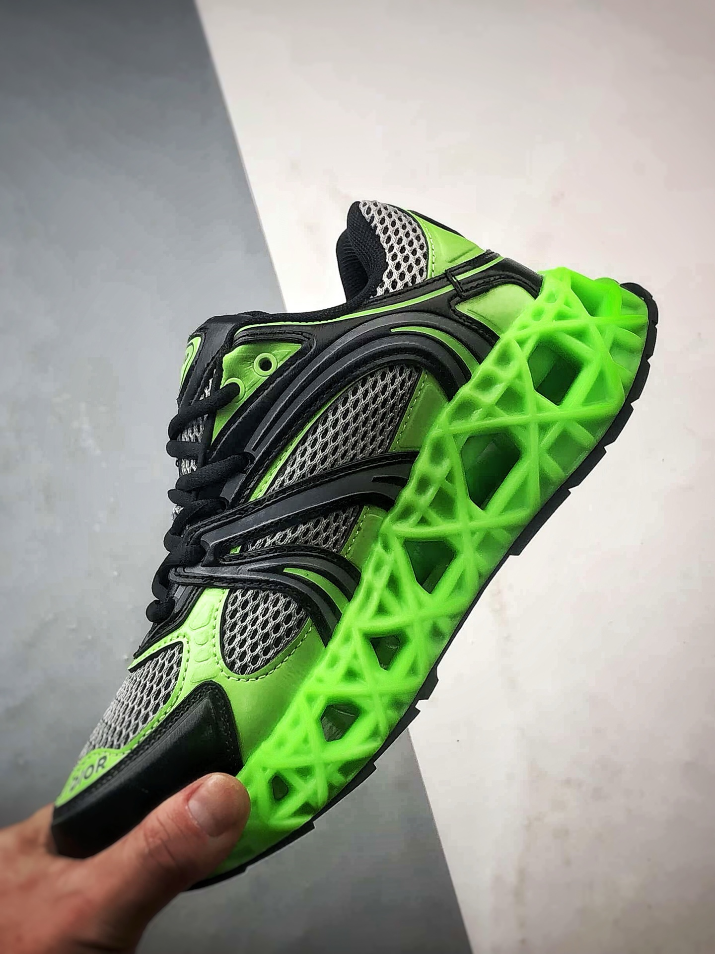 420 广东纯原大厂出品 顶级版本 Dior B35 NXXT Sneakers 黑绿 B35胶囊系列镂空厚底藤格纹运动老爹鞋